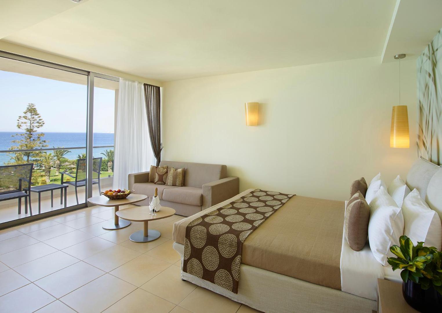 The Ixian Grand & All Suites