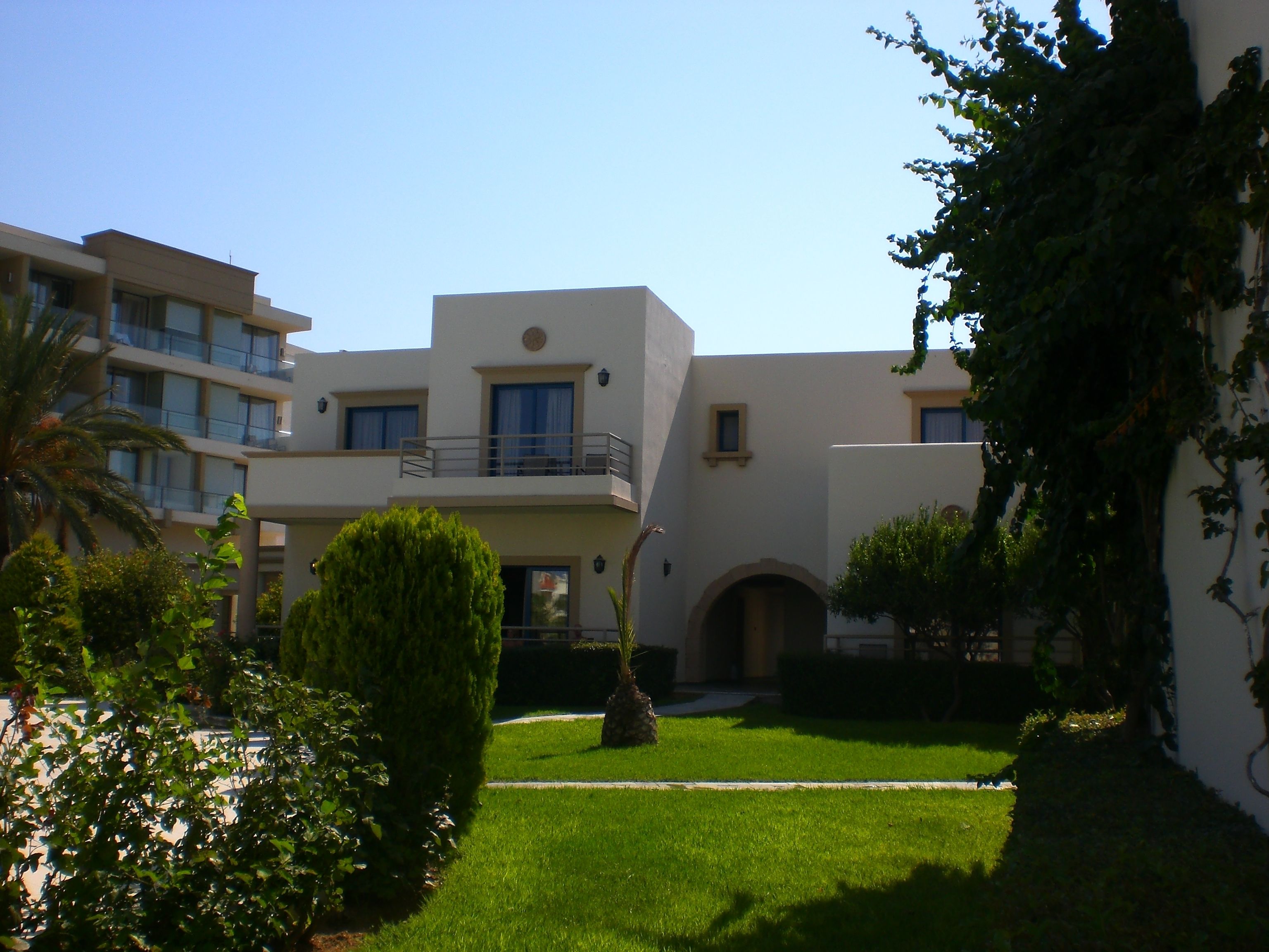 The Ixian Grand & All Suites