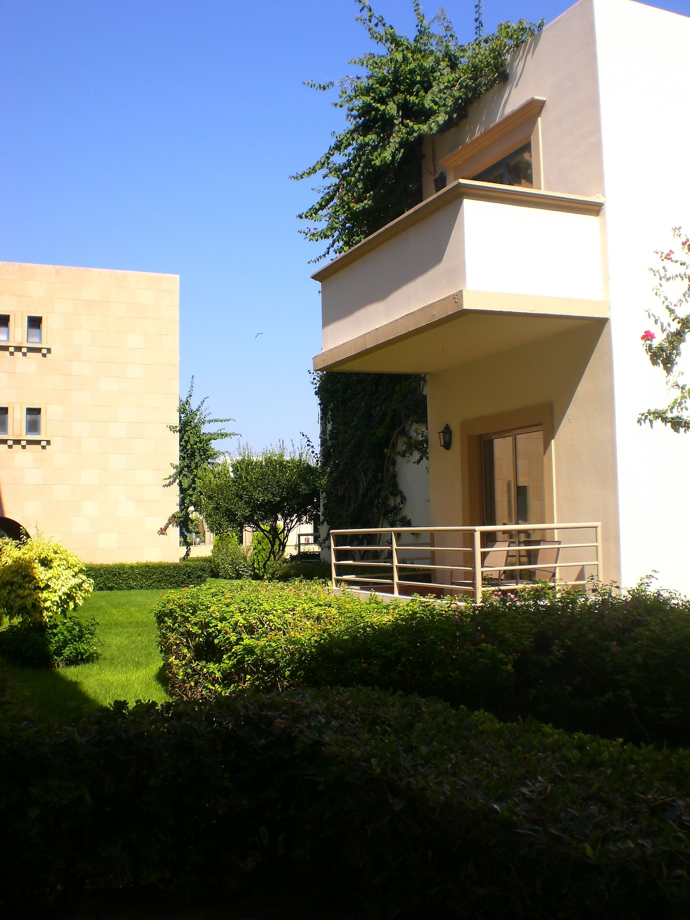 The Ixian Grand & All Suites