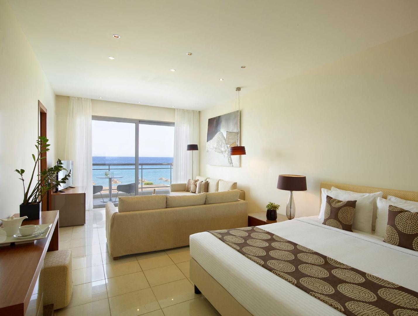 The Ixian Grand & All Suites