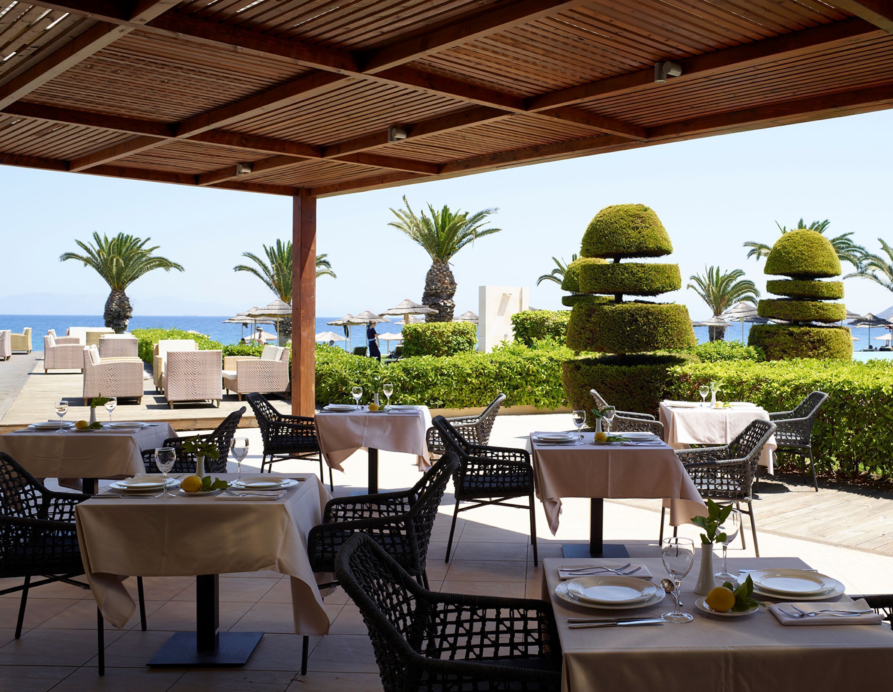 The Ixian Grand & All Suites