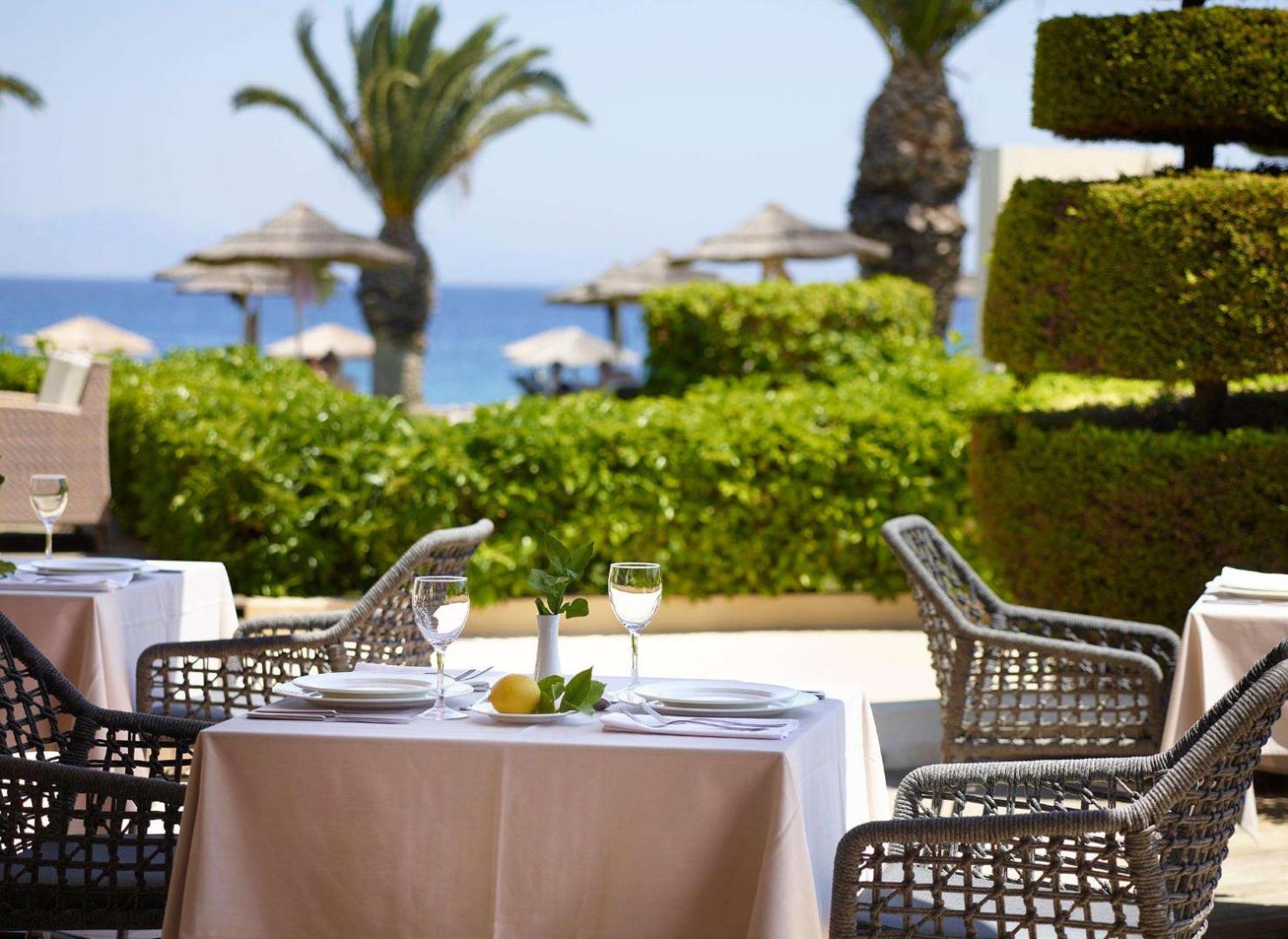 The Ixian Grand & All Suites