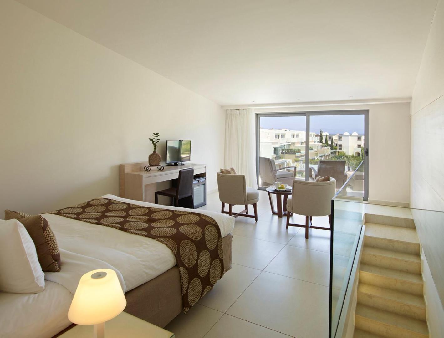The Ixian Grand & All Suites