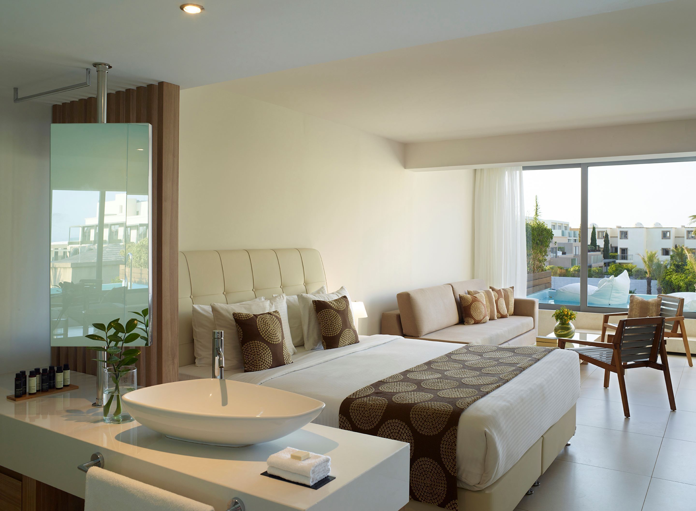 The Ixian Grand & All Suites