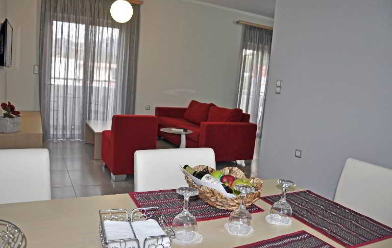 Daniel Apartments & Suites