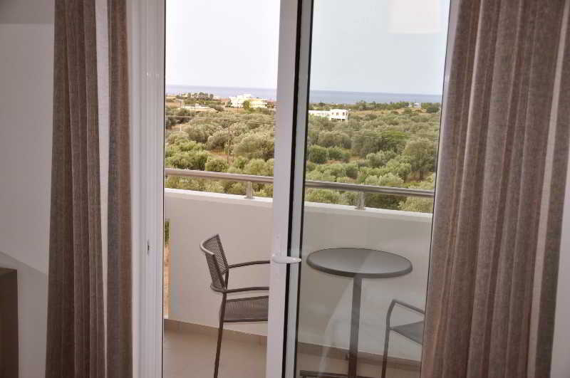 Daniel Apartments & Suites