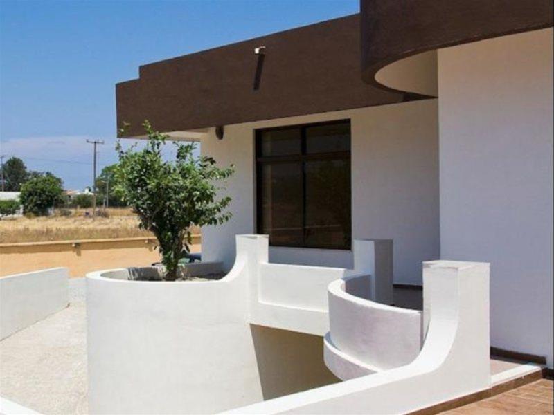 Anavadia Hotel