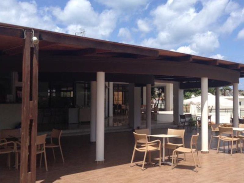 Anavadia Hotel