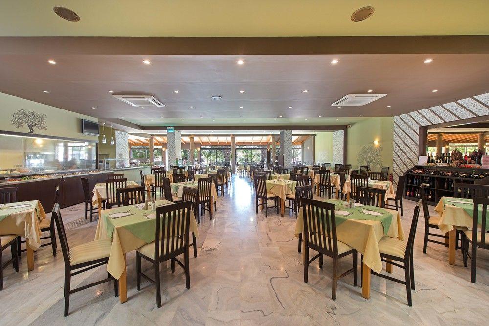 Delfinia Resort Hotel