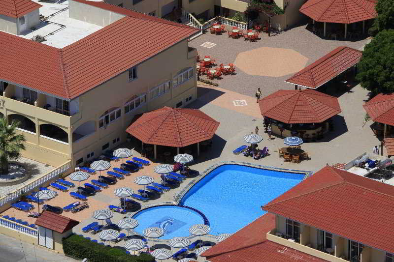 Fantasy Resort Hotel