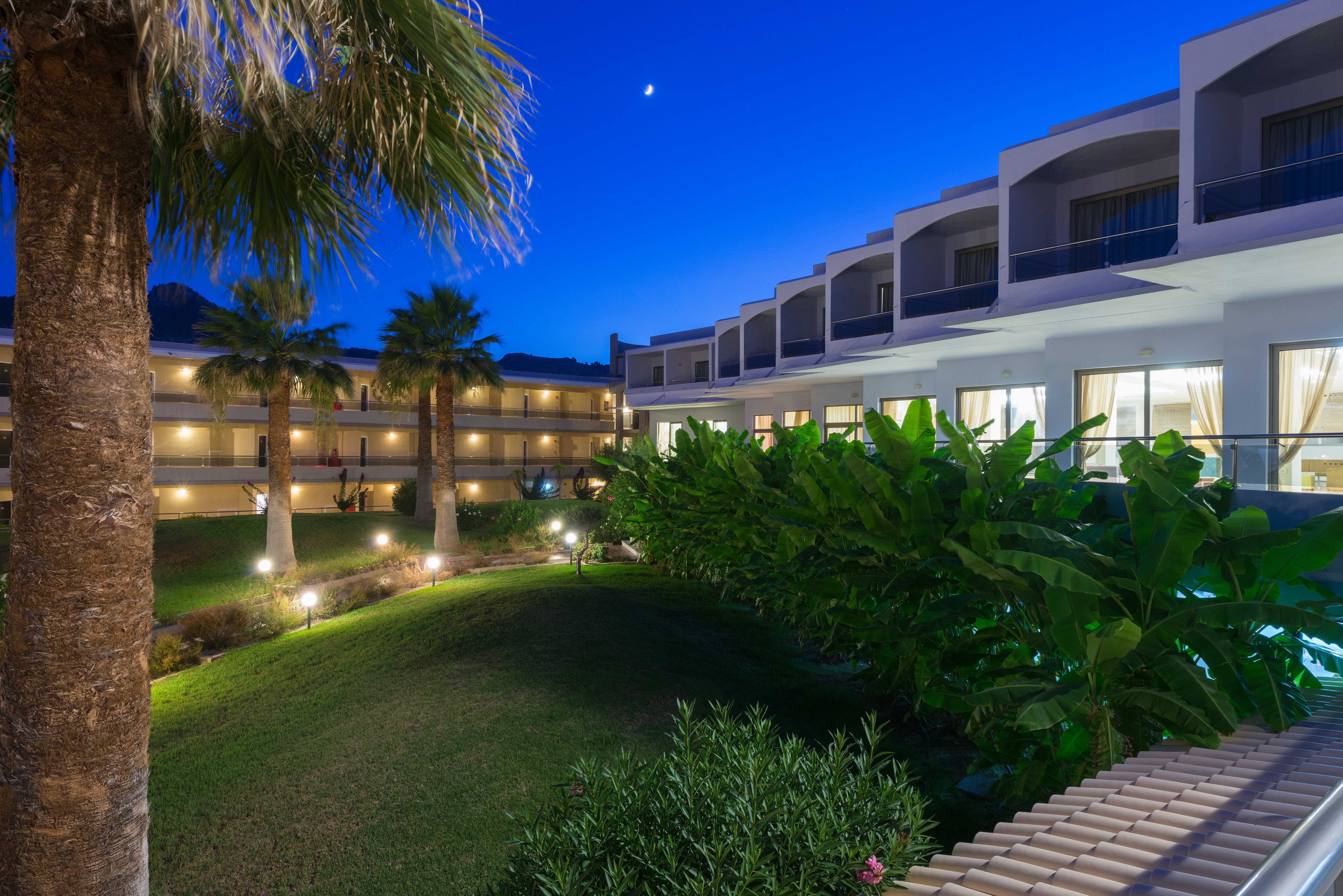 Paralos Rodos Lifestyle