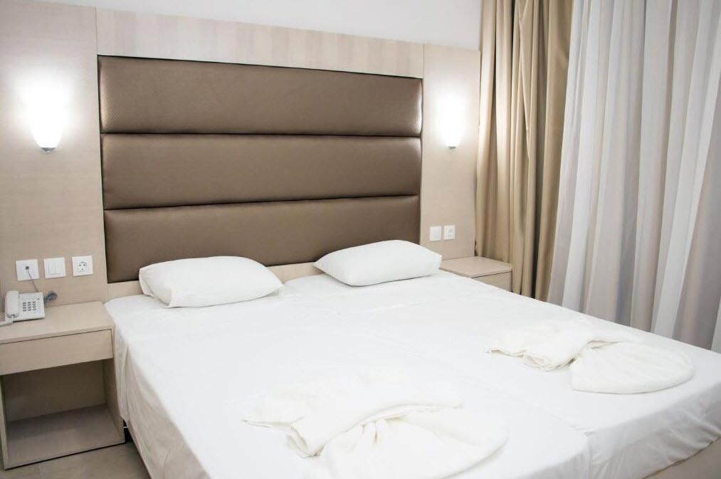 Marathon Hotel