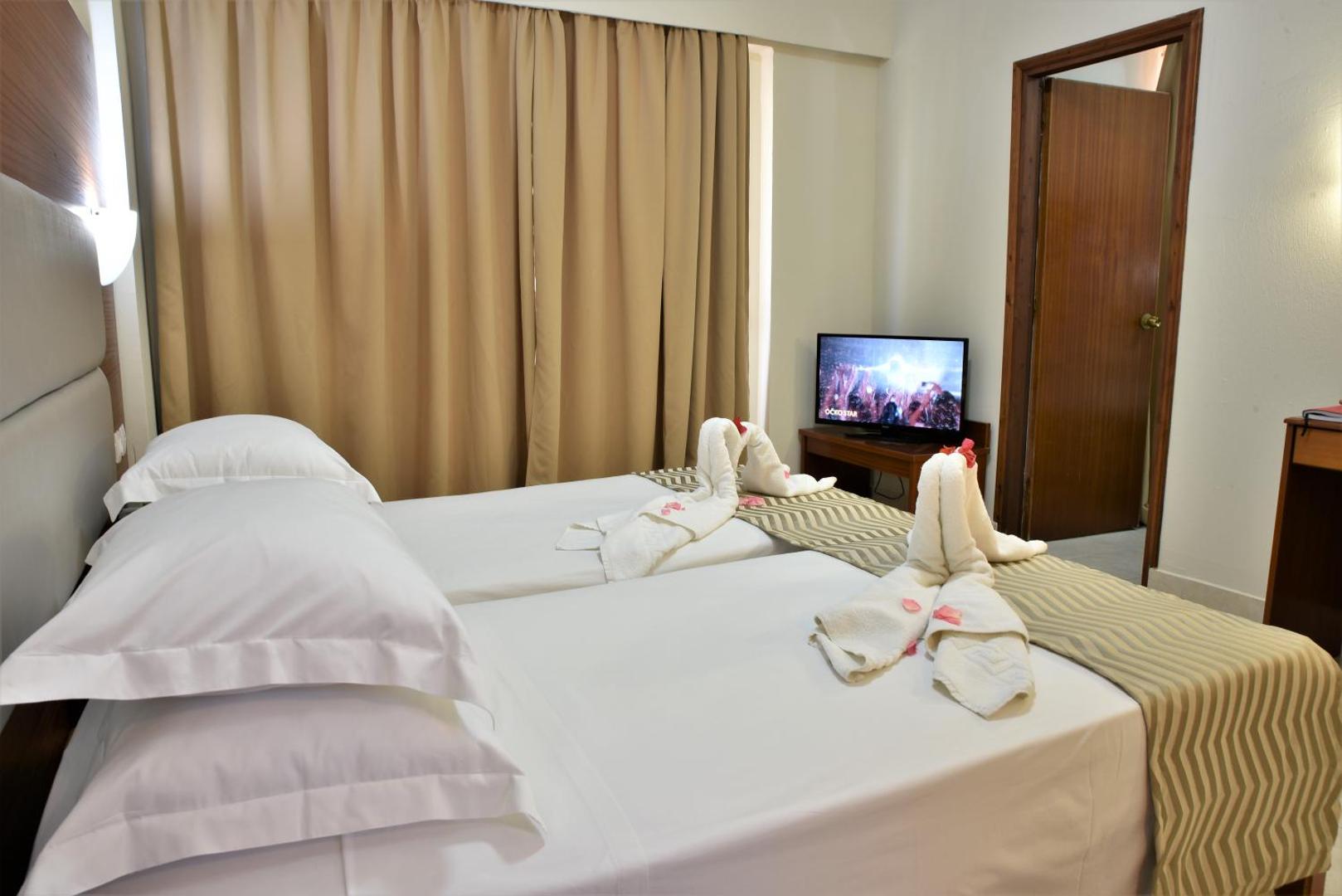 Marathon Hotel