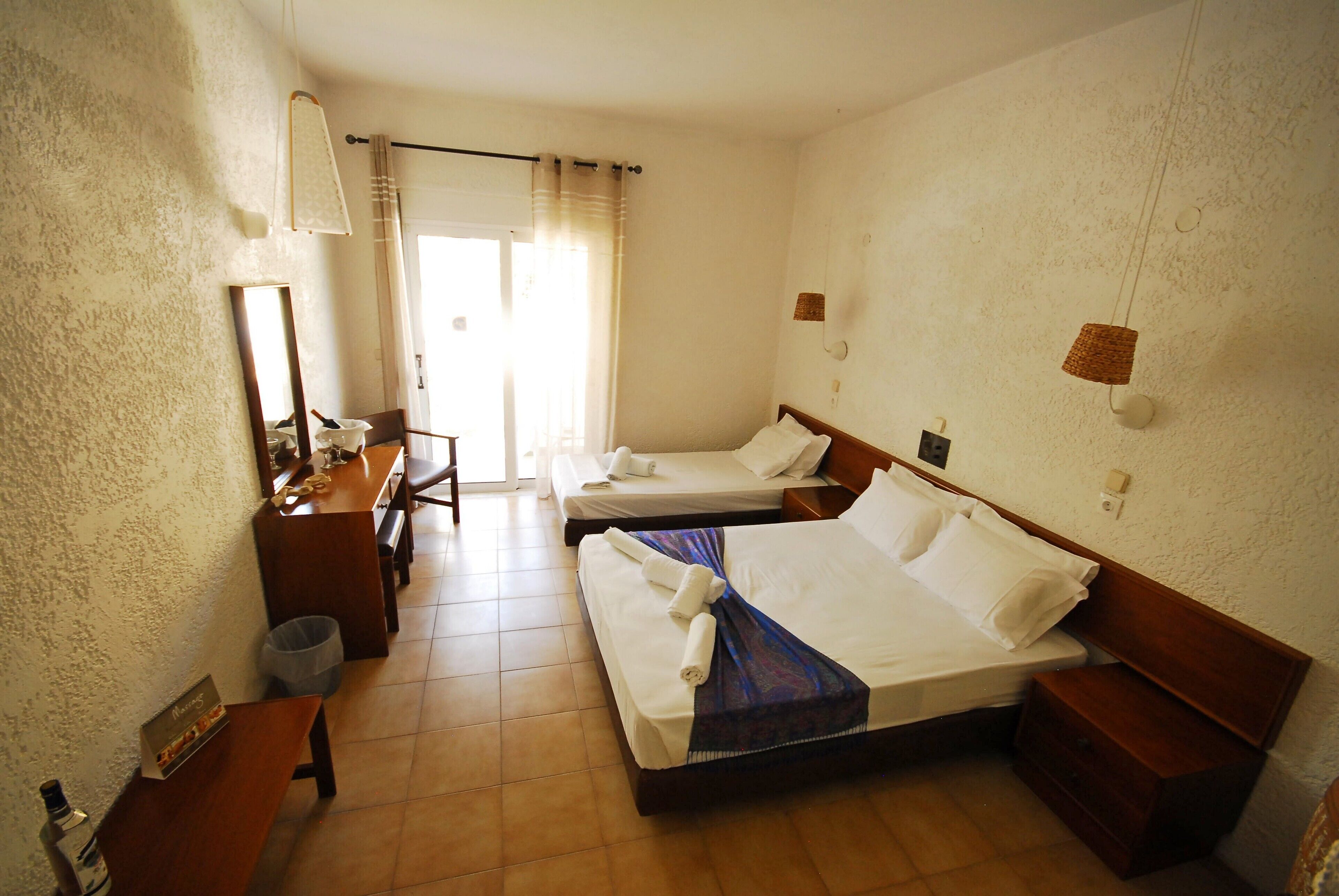 Casa Mikele by Sarikas Sea Side Suites