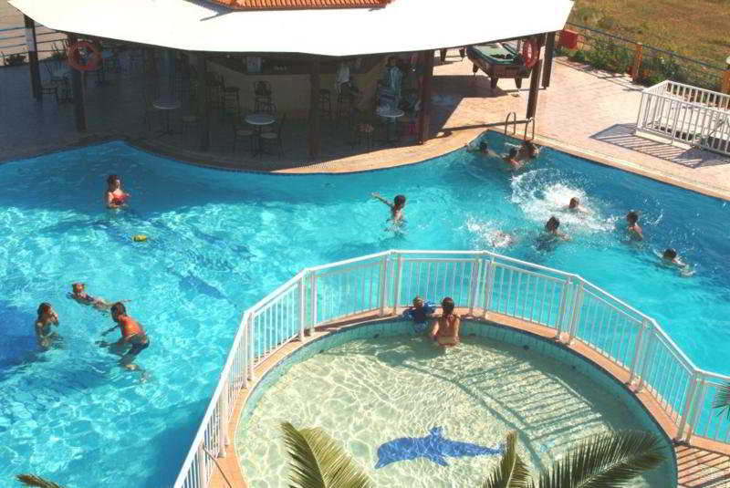 Kamari Plus Hotels