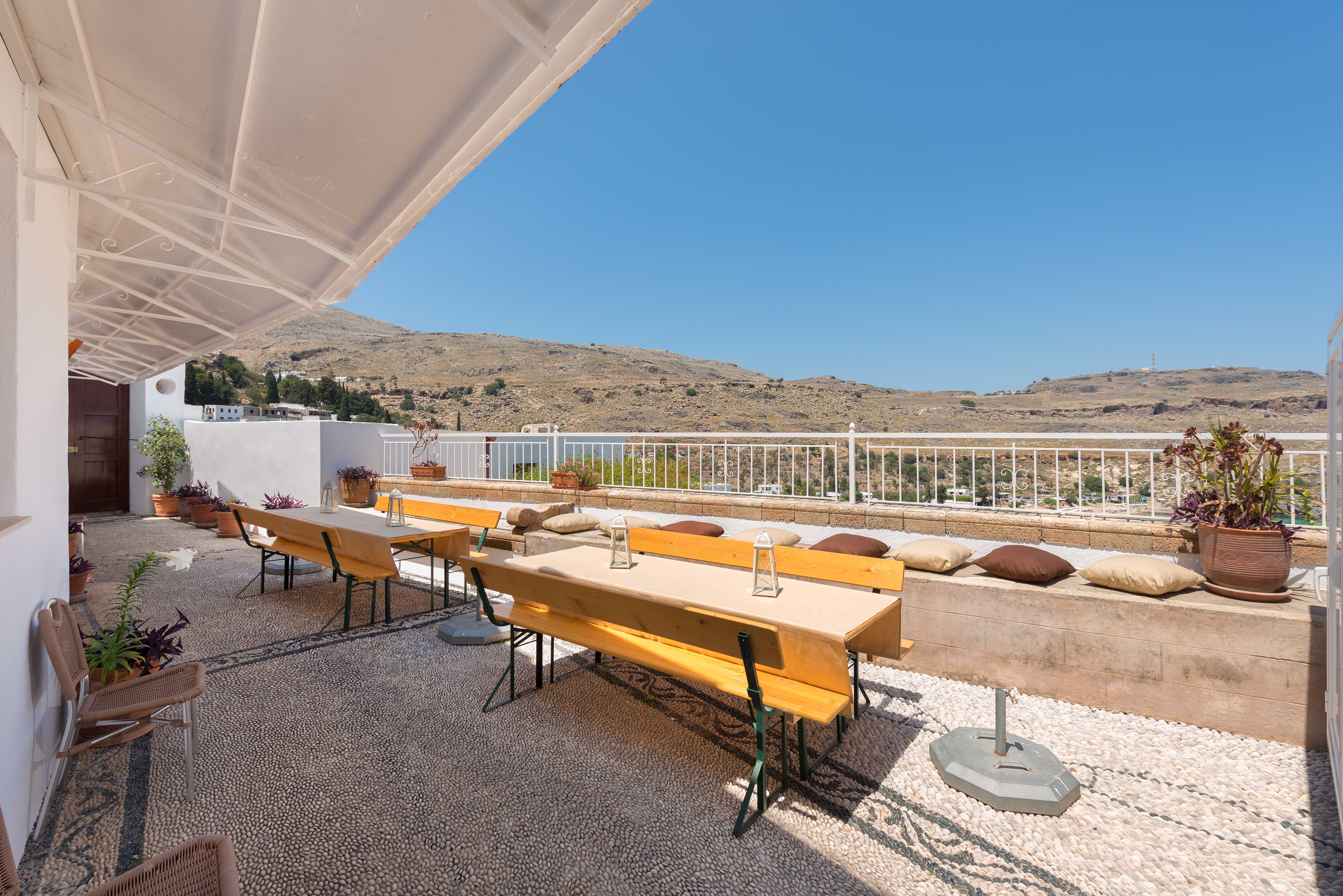 Chrysanthi Luxury Studios Lindos