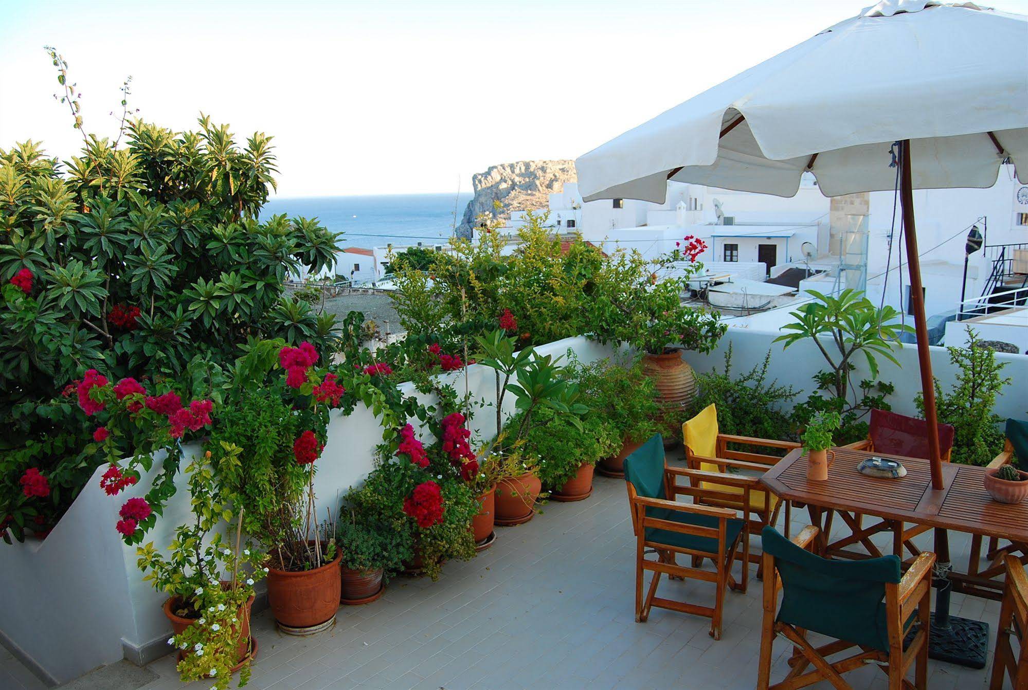 Erato Apartments