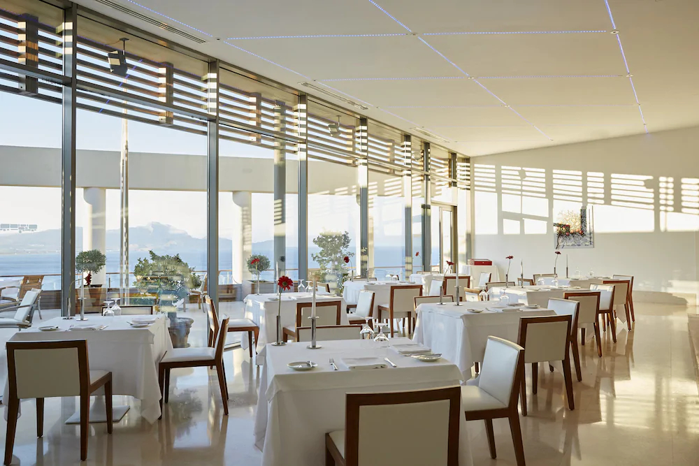Lindos Blu Luxury Hotel & Suites
