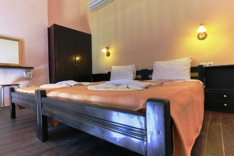 Little Lindos Sea View Studios