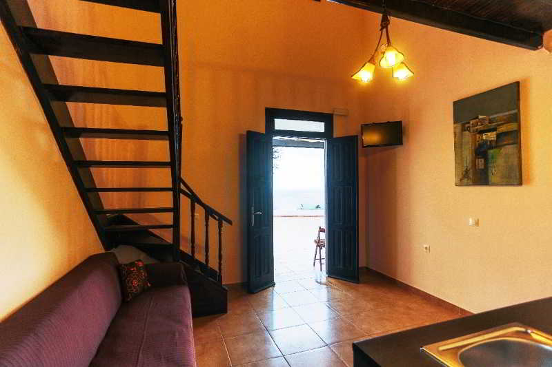 Little Lindos Sea View Studios