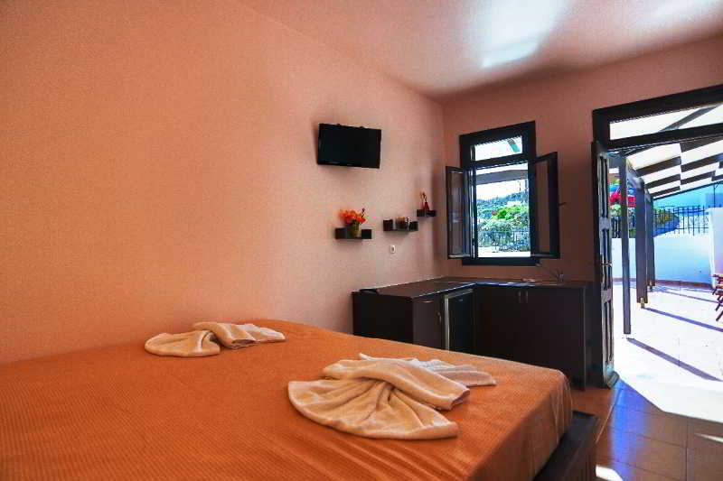 Little Lindos Sea View Studios