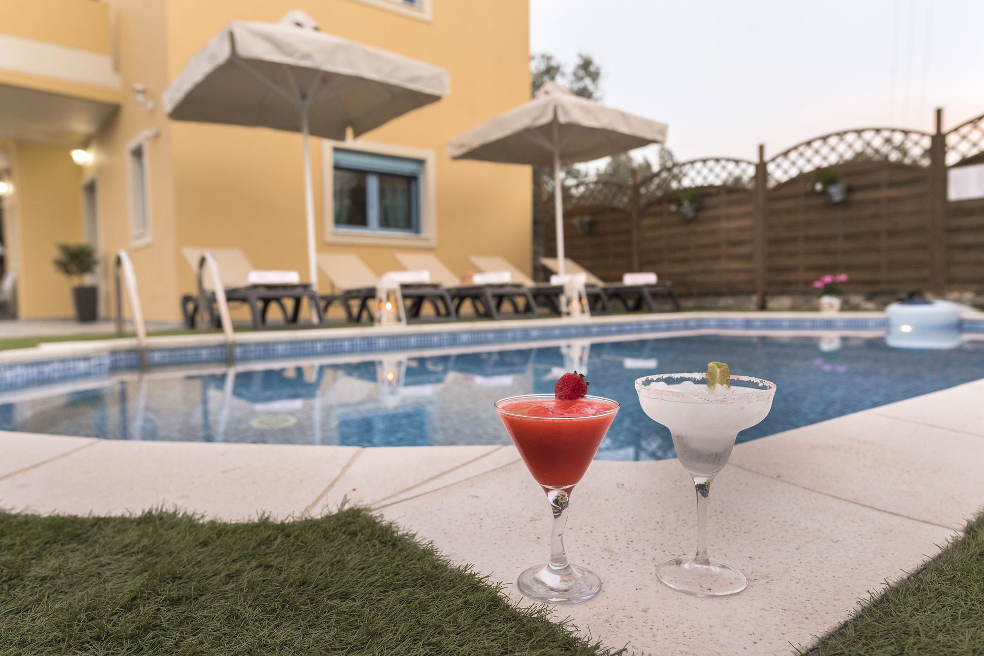 Luxury Retro Villas