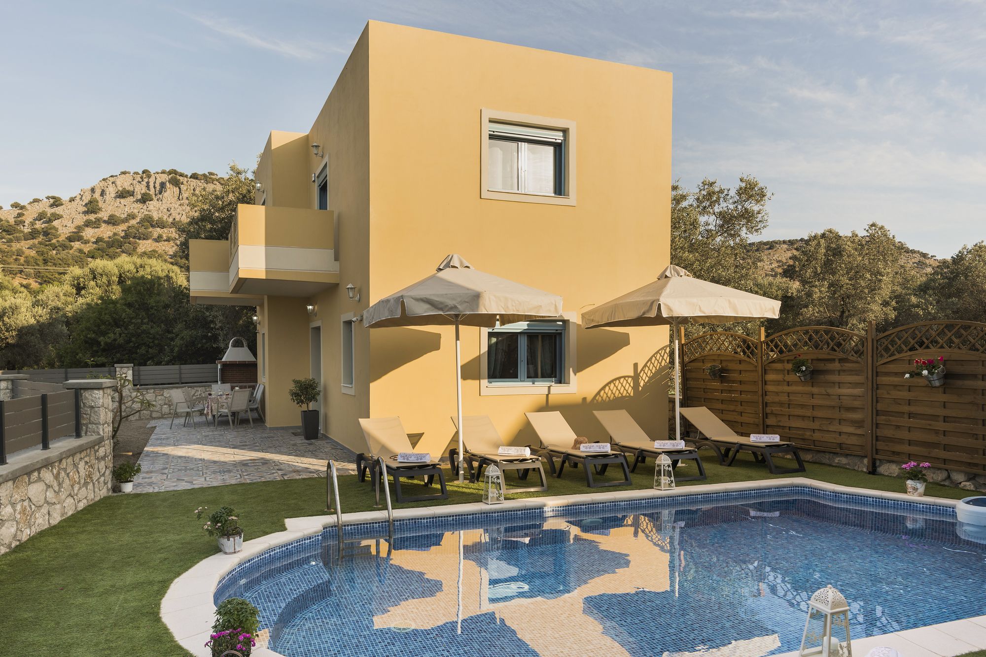 Luxury Retro Villas