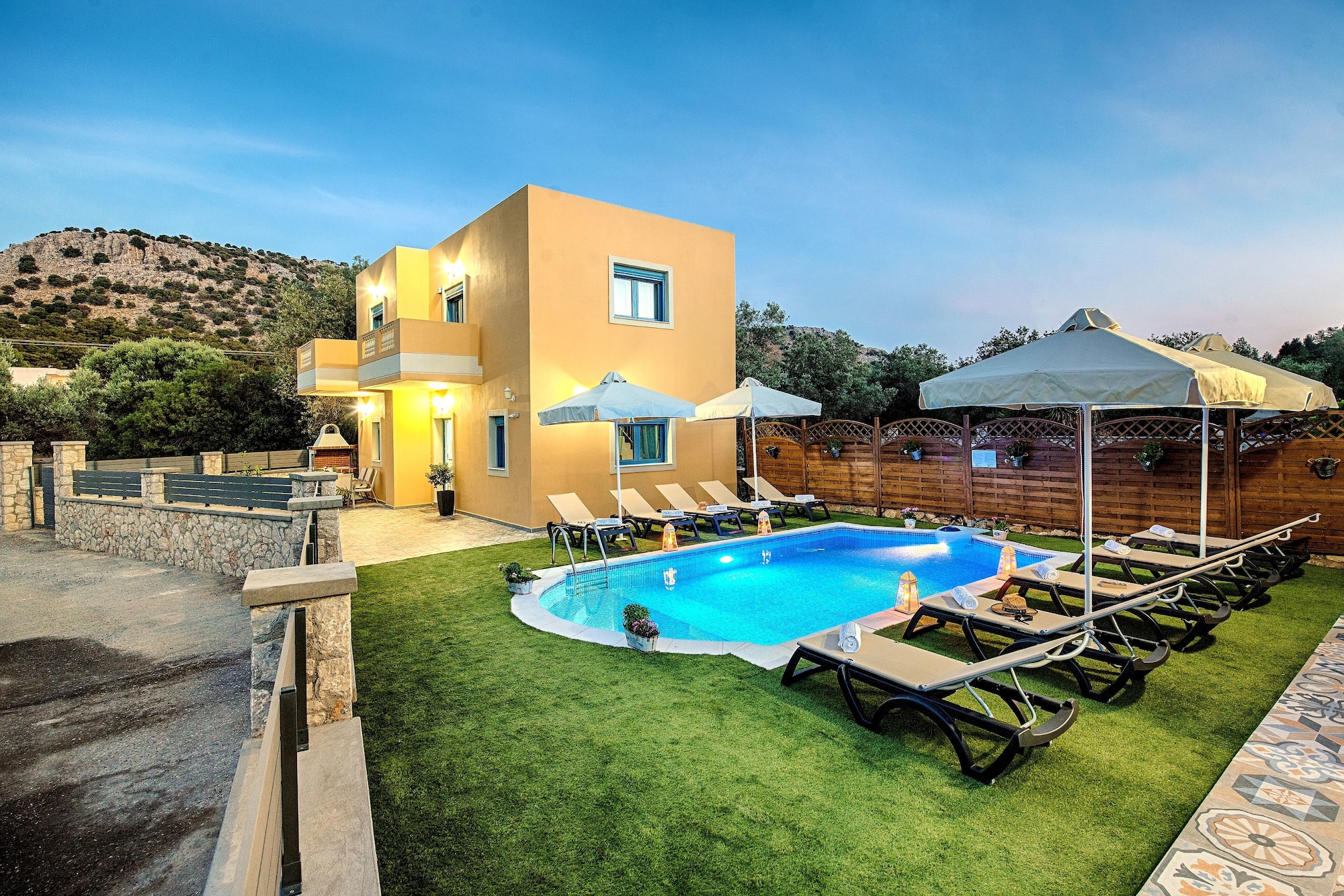 Luxury Retro Villas