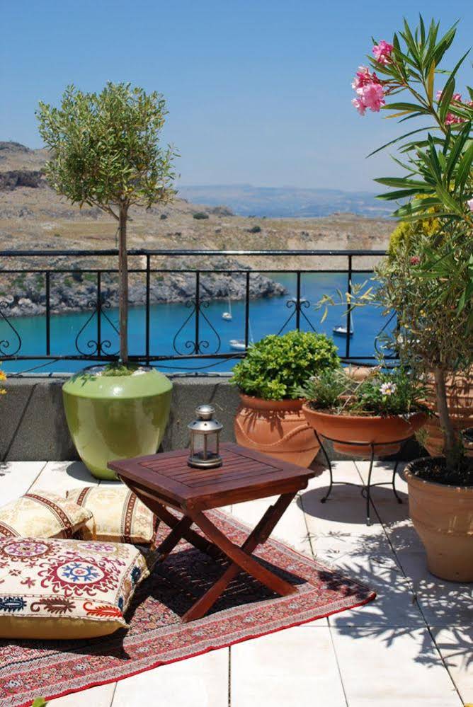 Maris Lindos Suites & Apartments