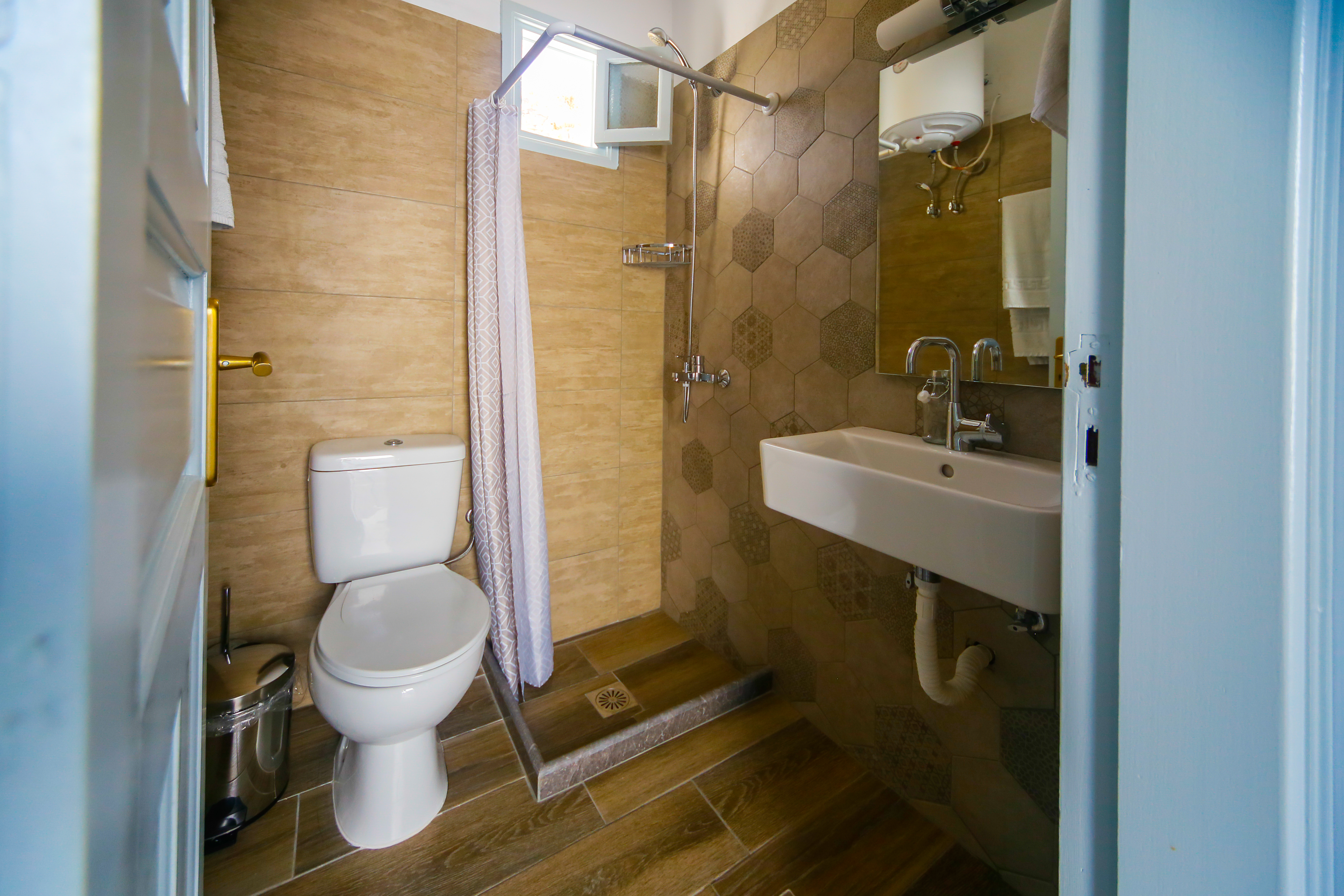 St. Paul's Bay View Suites