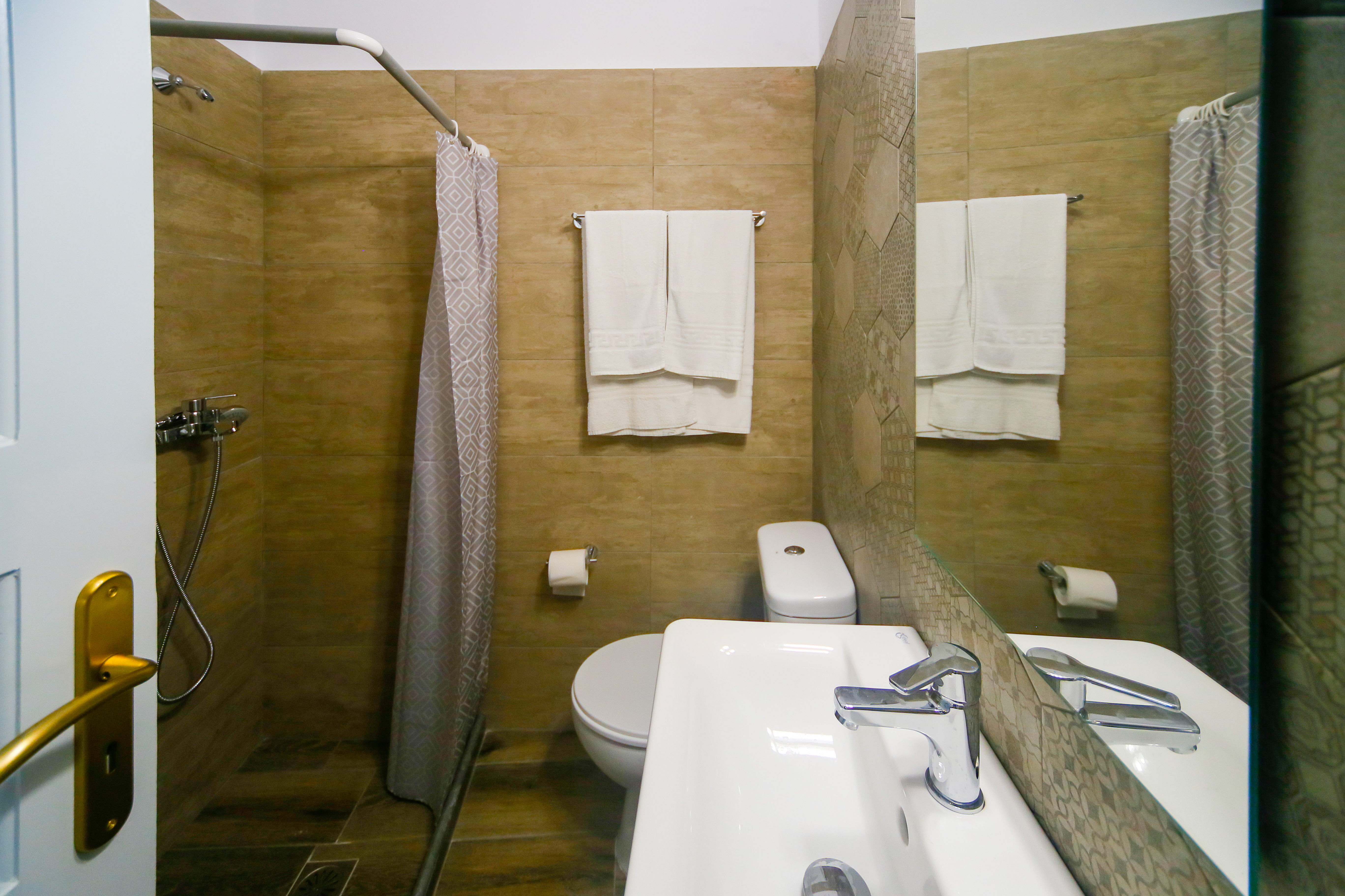 St. Paul's Bay View Suites