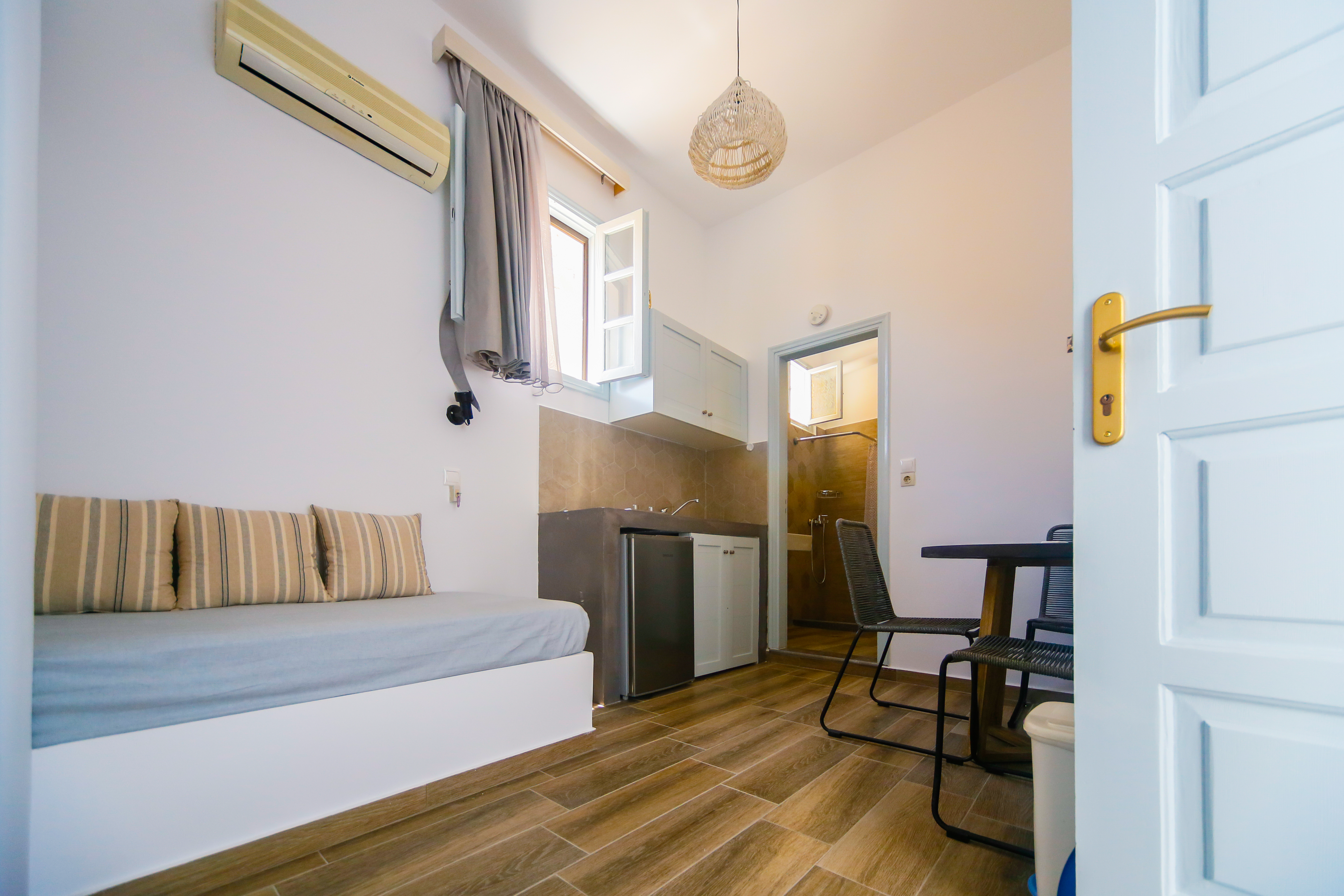 St. Paul's Bay View Suites