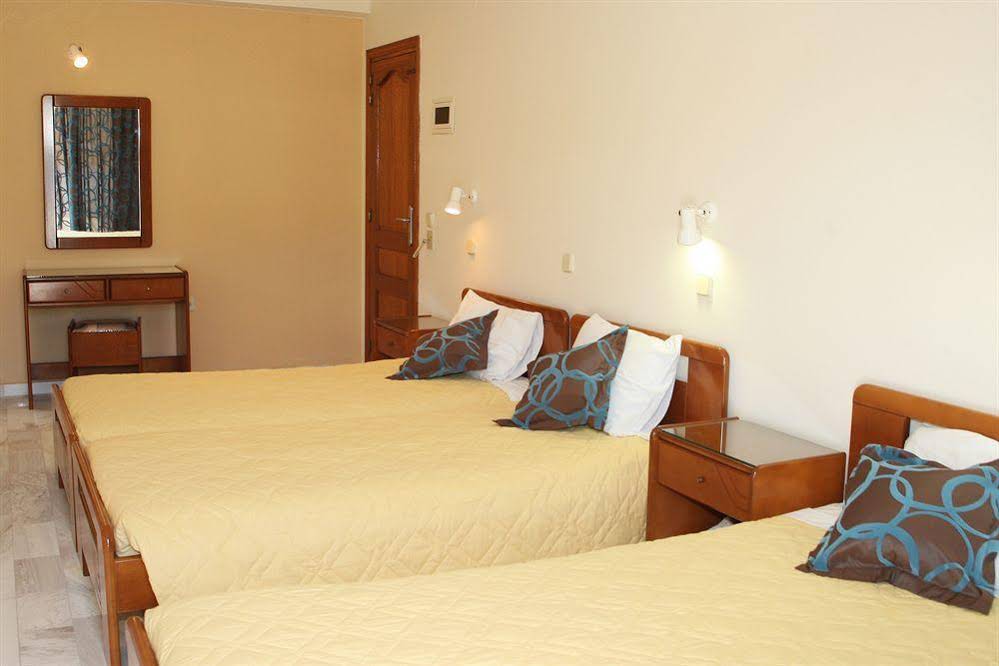 Vlycha Beach Studios & Apartments