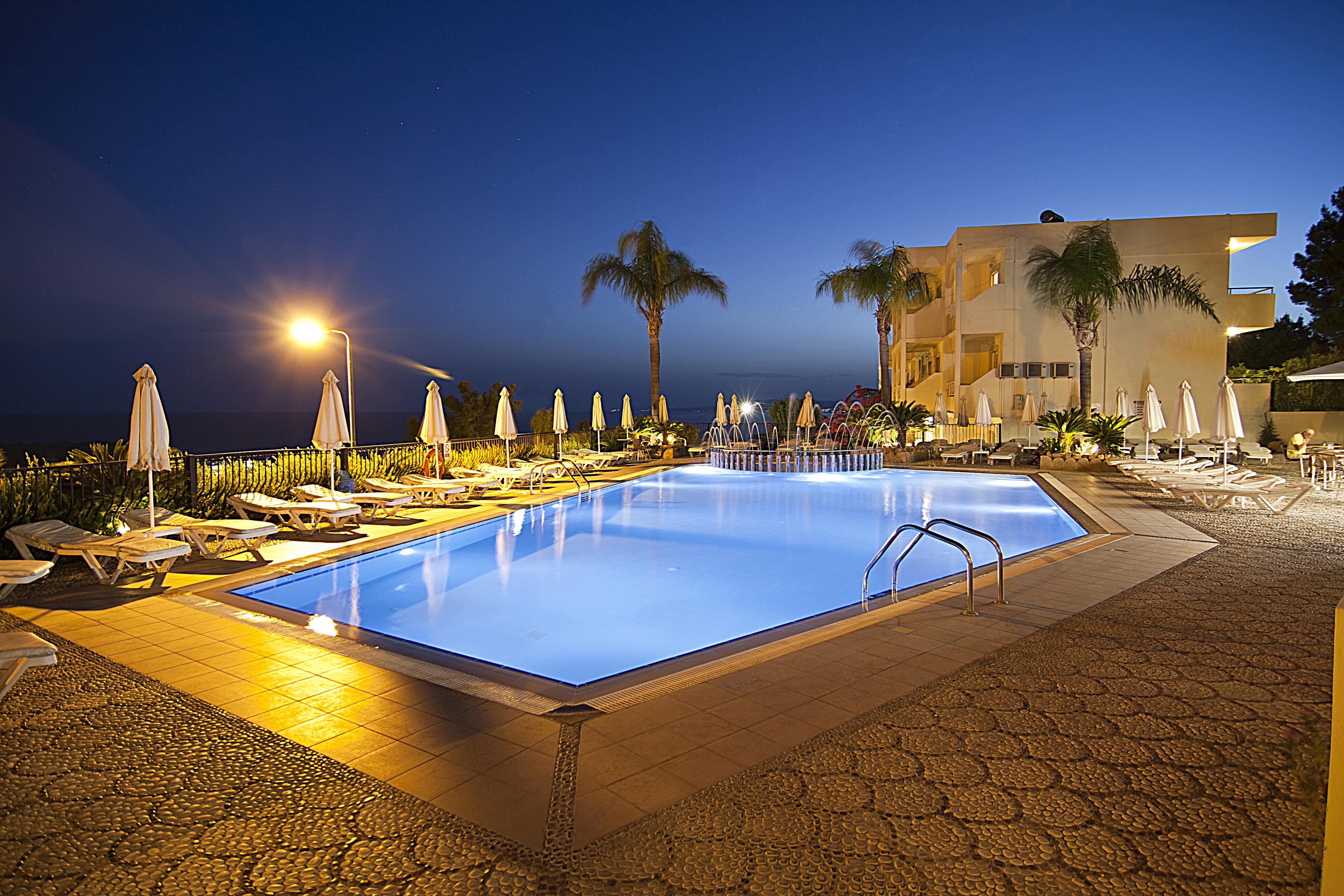 Pefkos View Suites & Maisonette