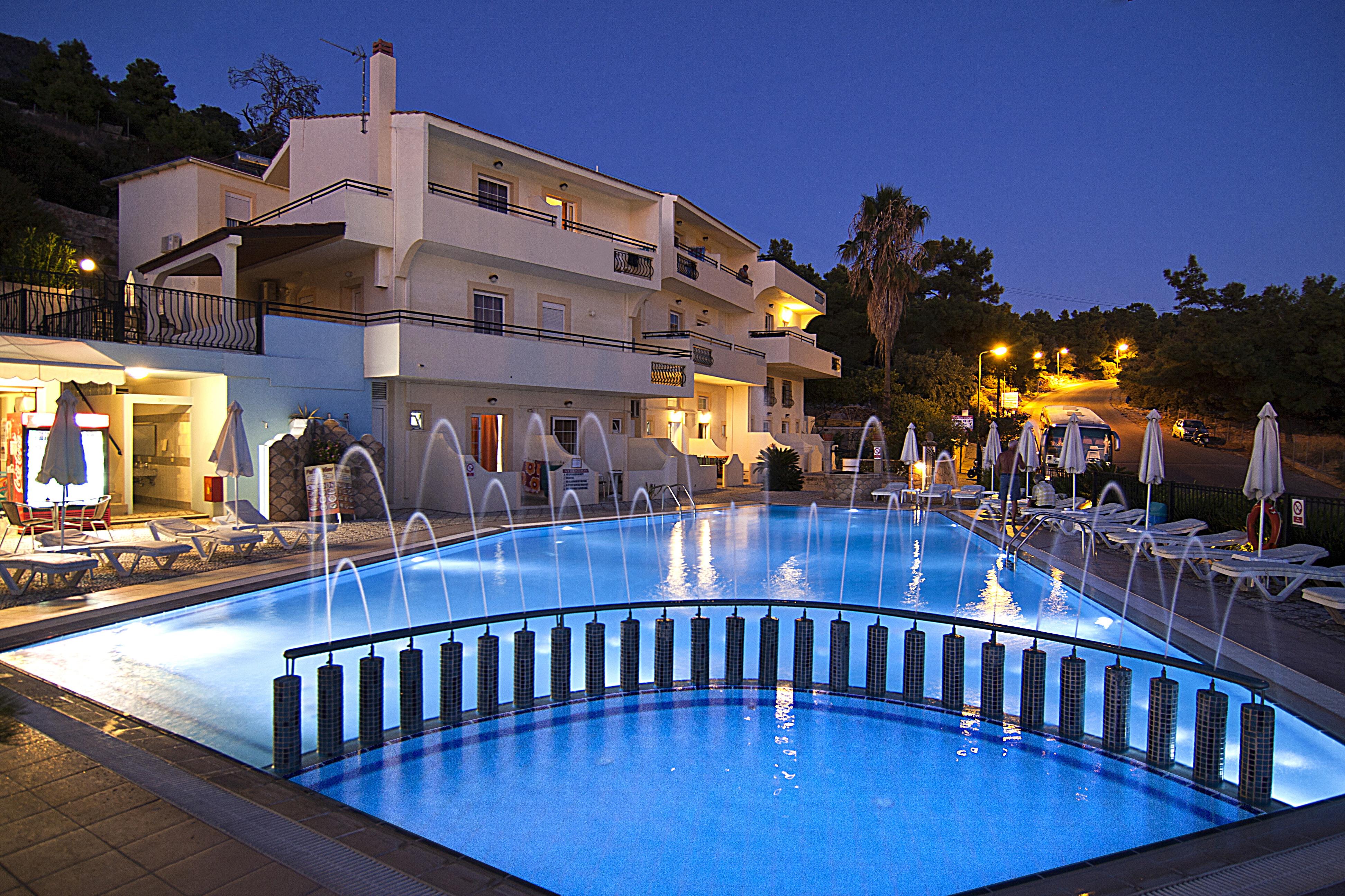 Pefkos View Suites & Maisonette