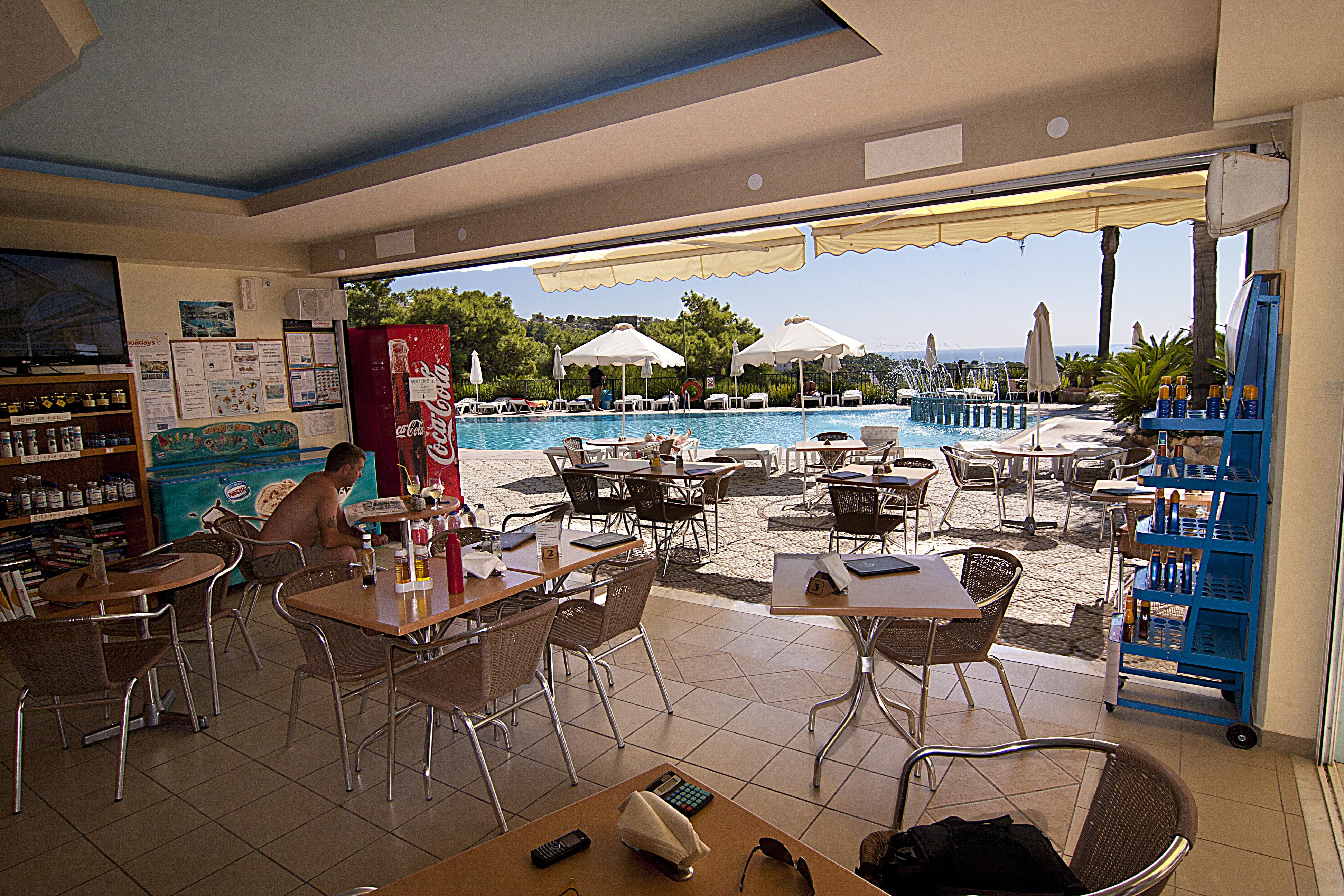 Pefkos View Suites & Maisonette