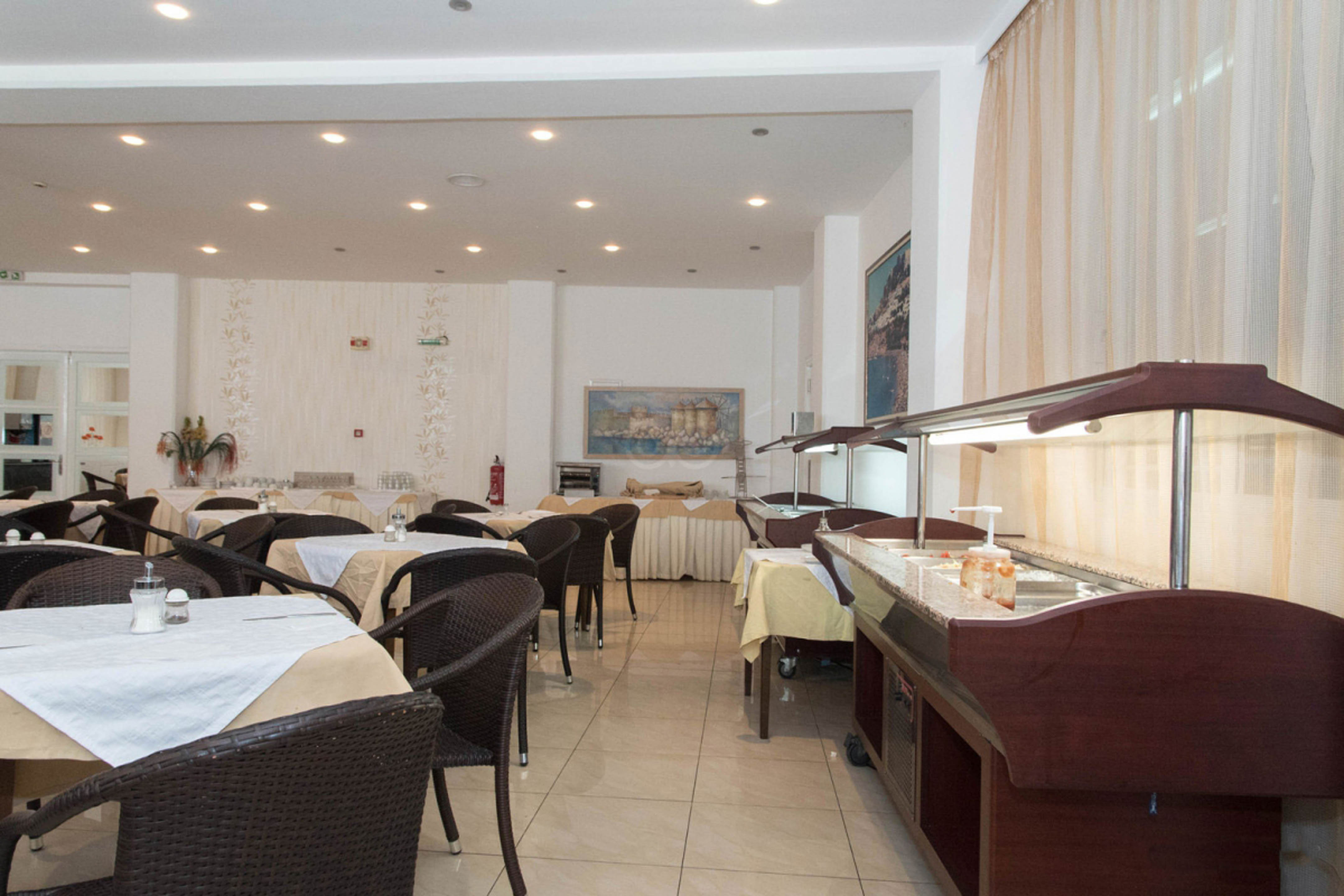PefkosBreeze Family Resort & Spa