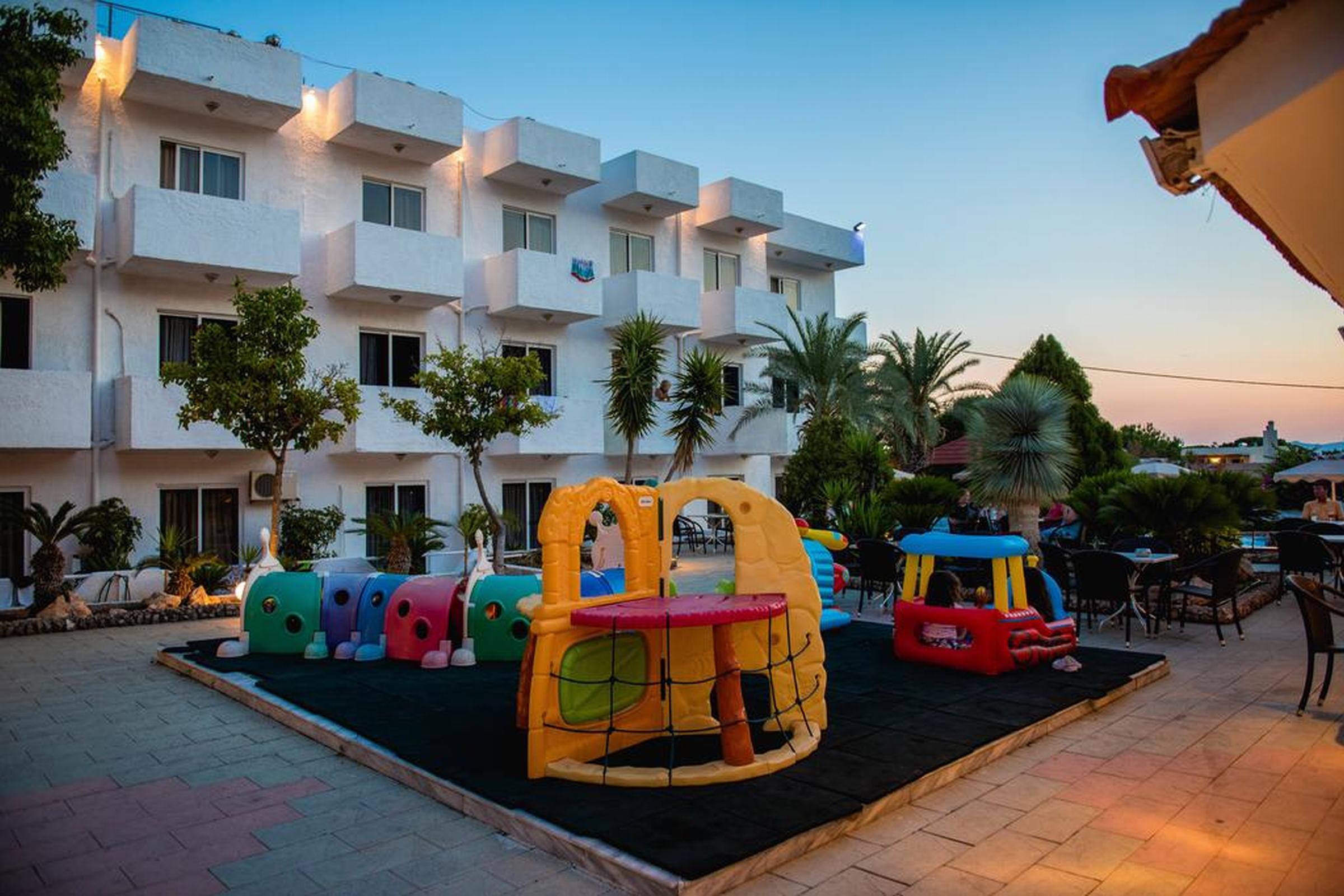 PefkosBreeze Family Resort & Spa
