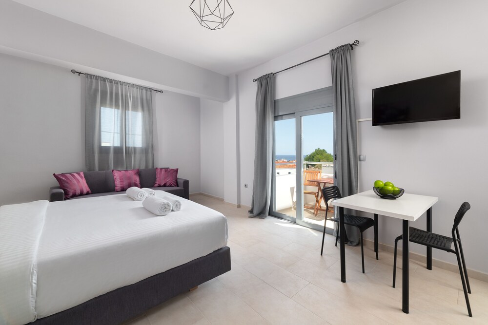 Ble Azzure Apartments