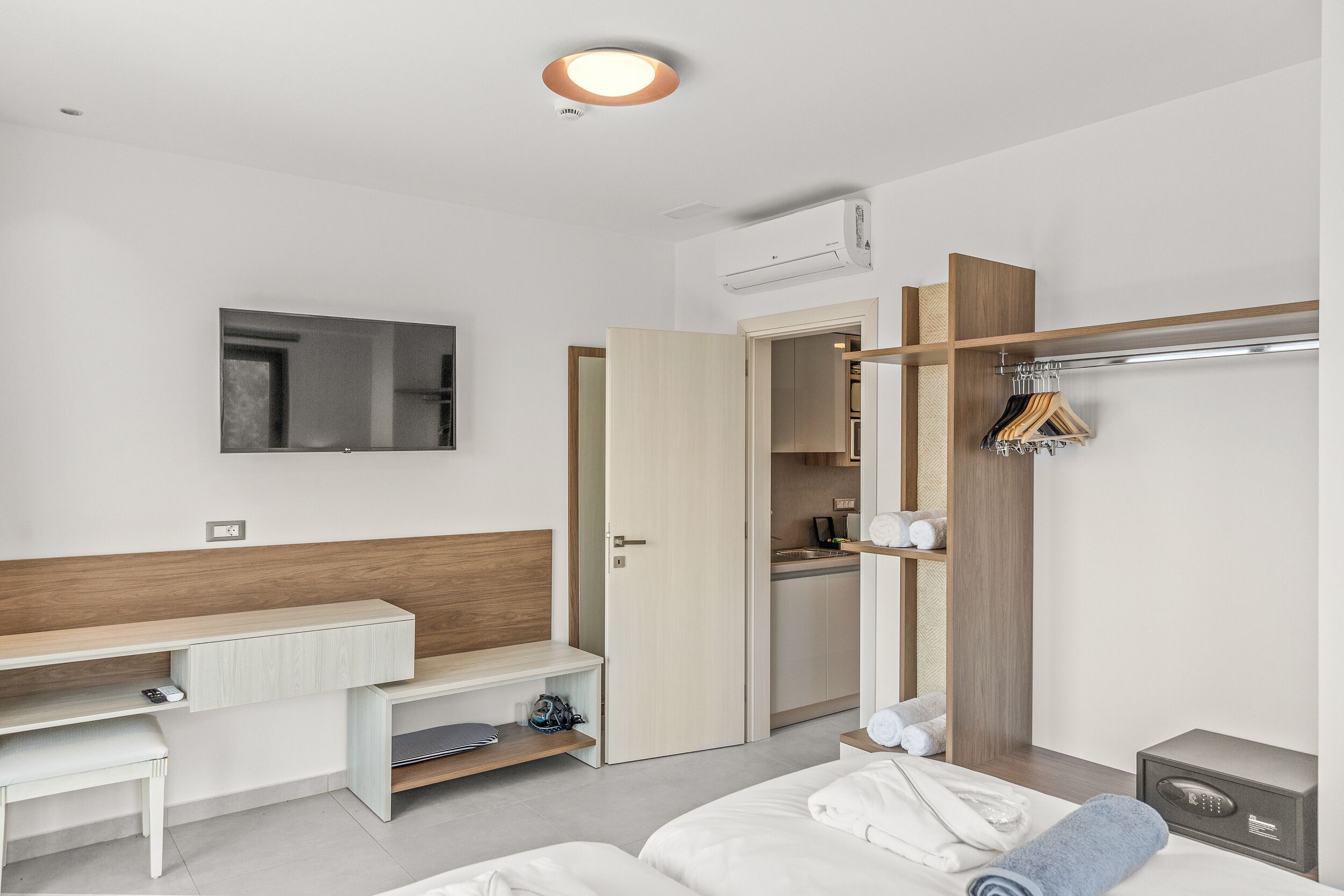 Kouros Stone Suites