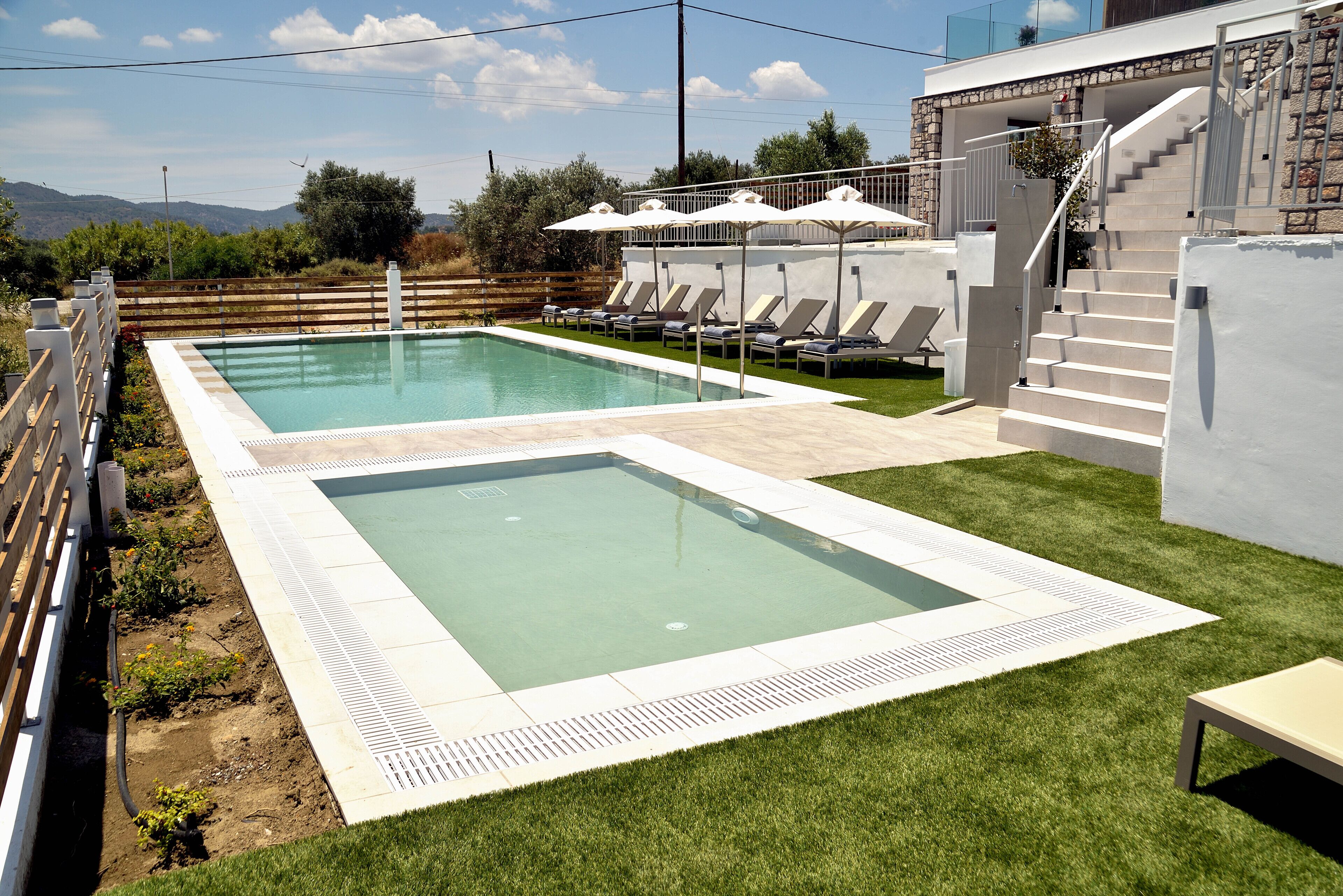 Kouros Stone Suites