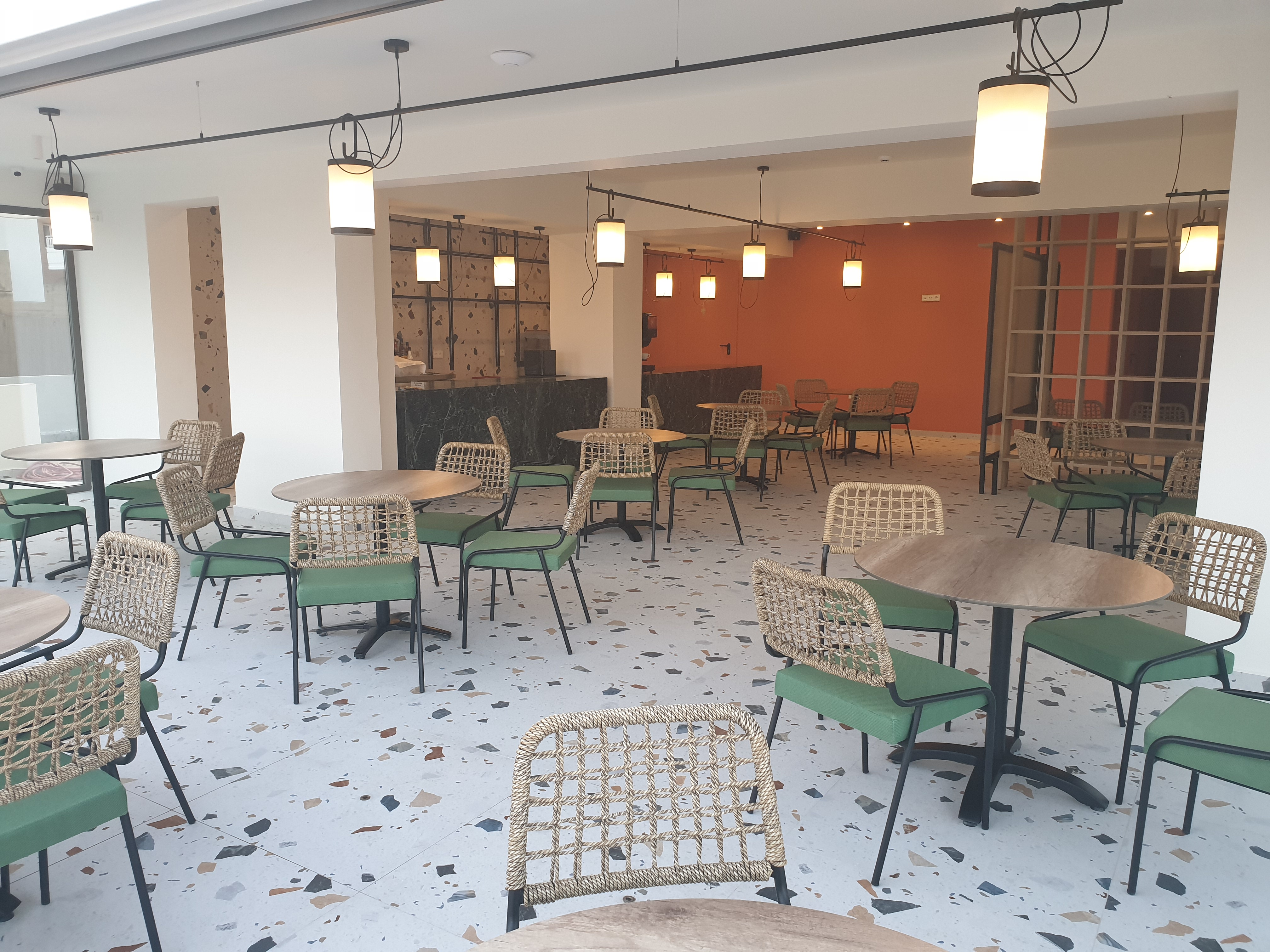 Mazoren Art Hotel