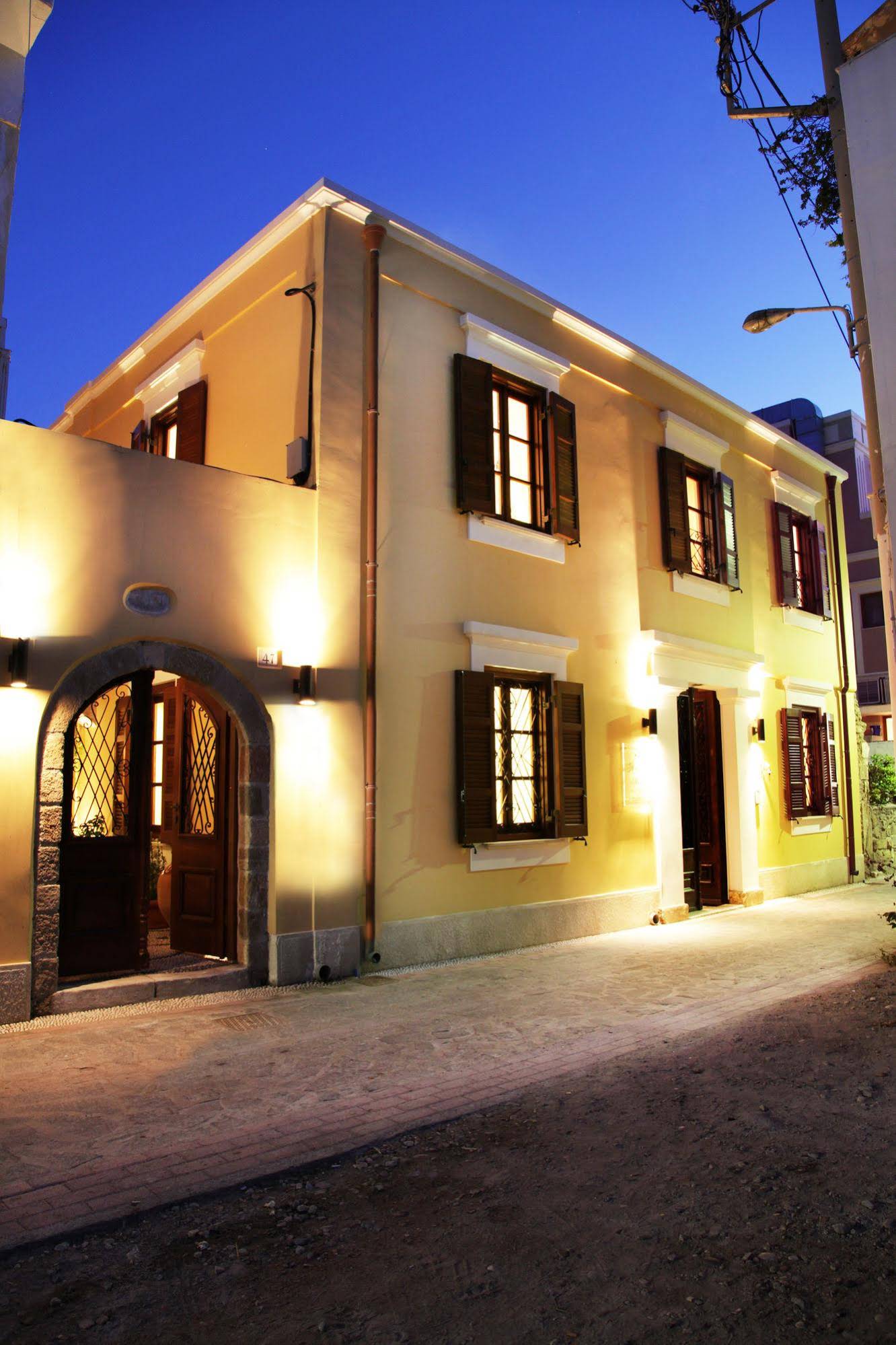 Rodos Niohori Elite Suites