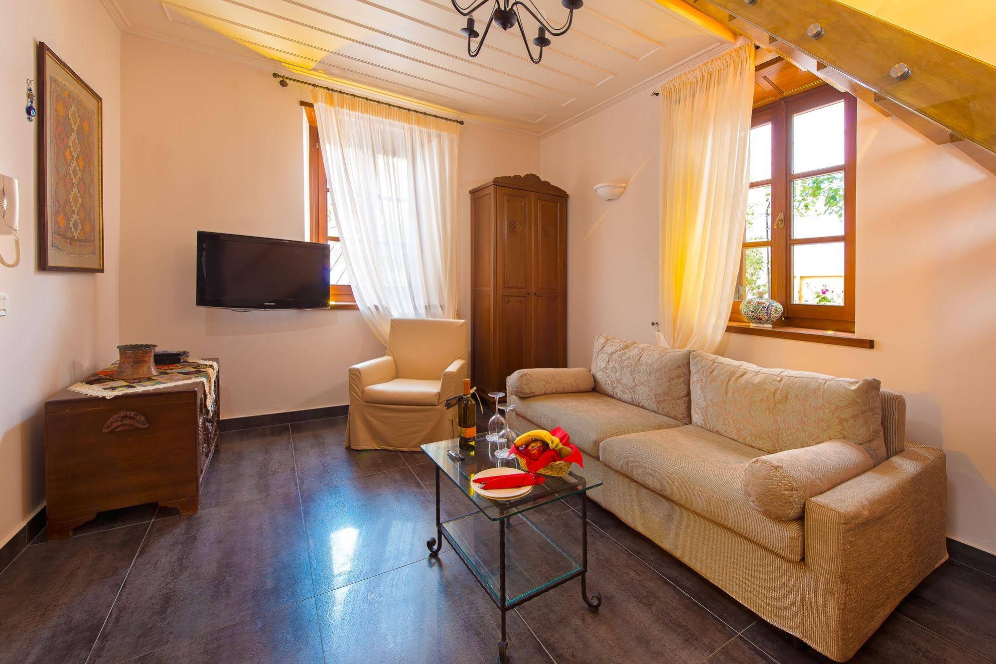 Rodos Niohori Elite Suites