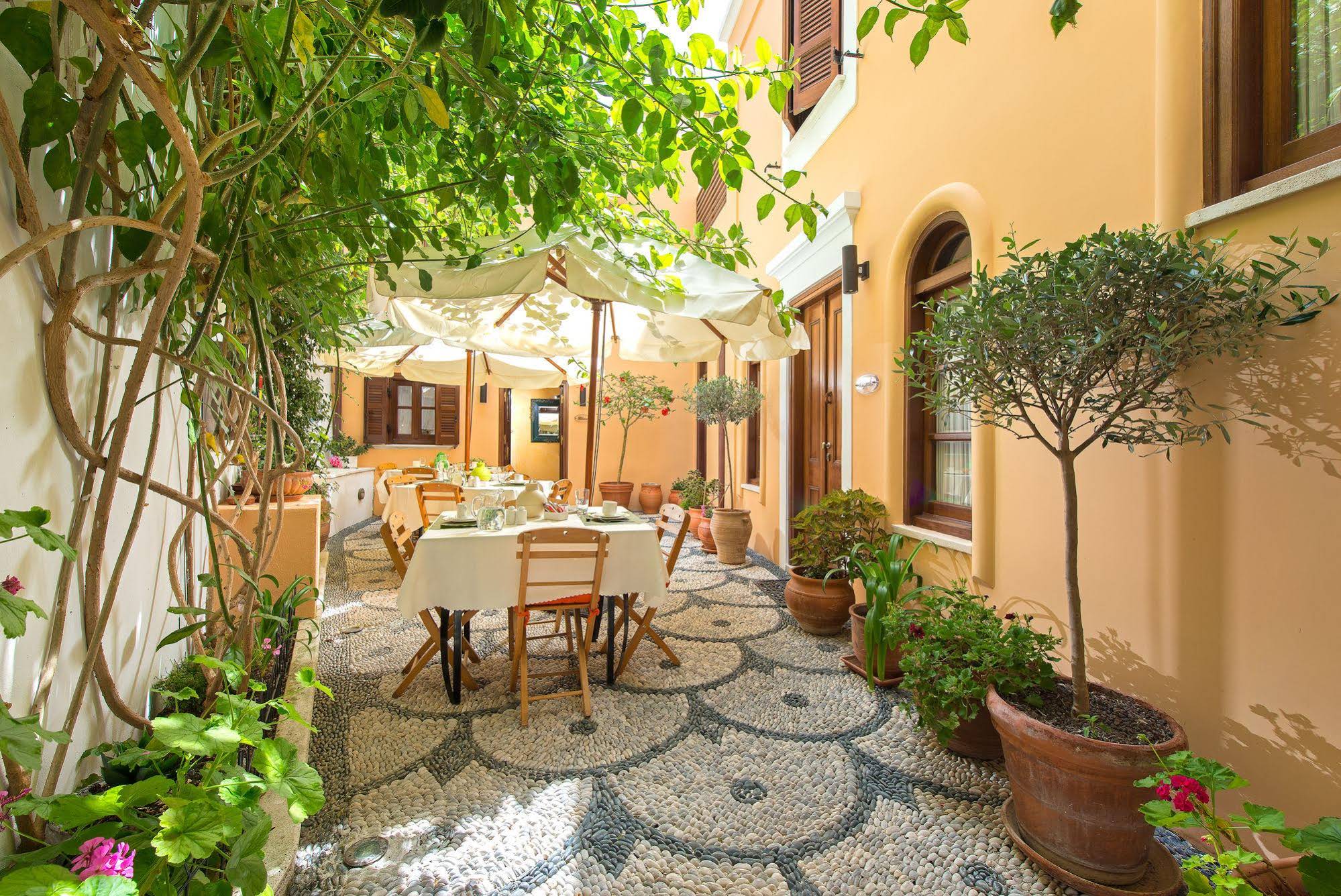 Rodos Niohori Elite Suites