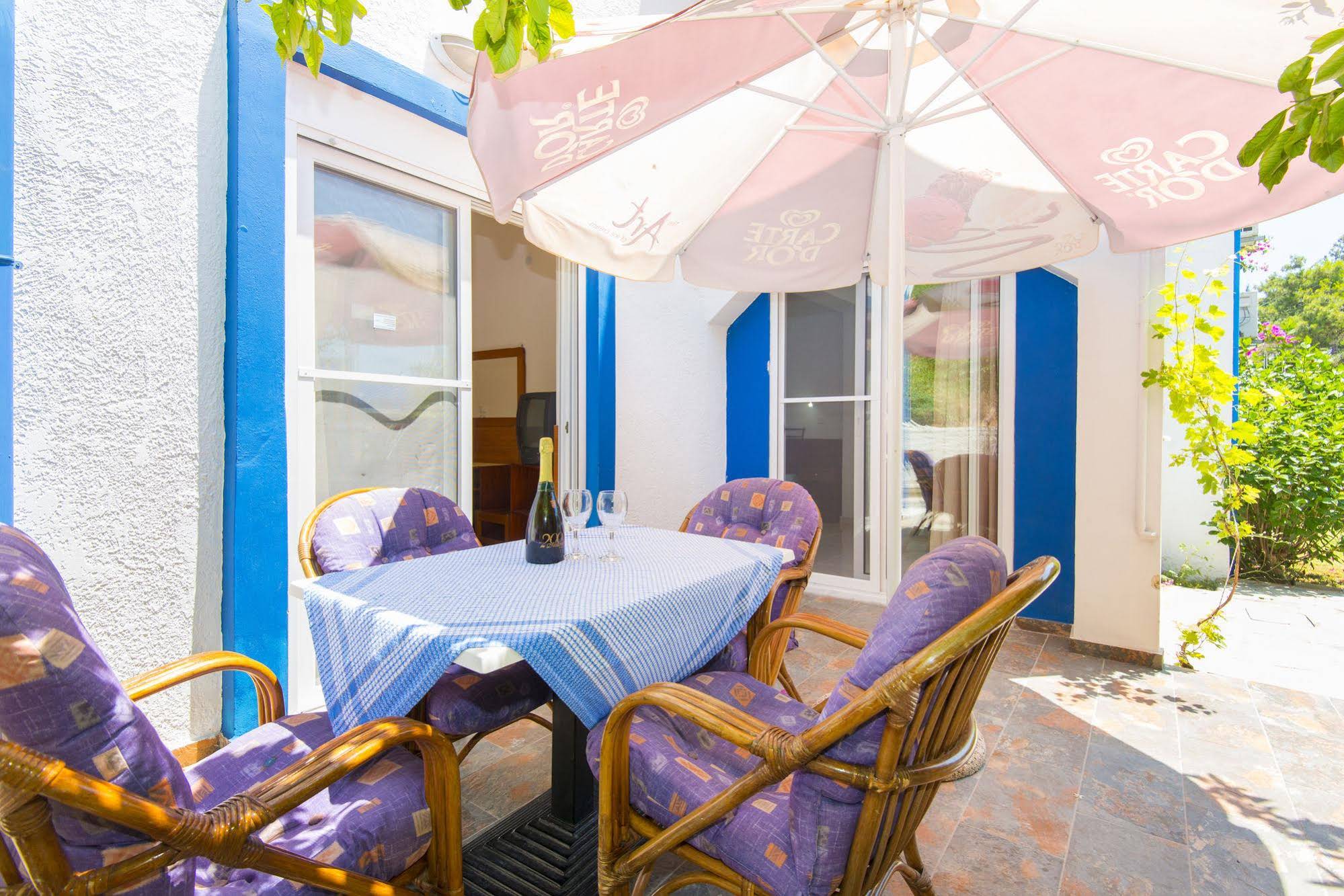 Scala Apartments