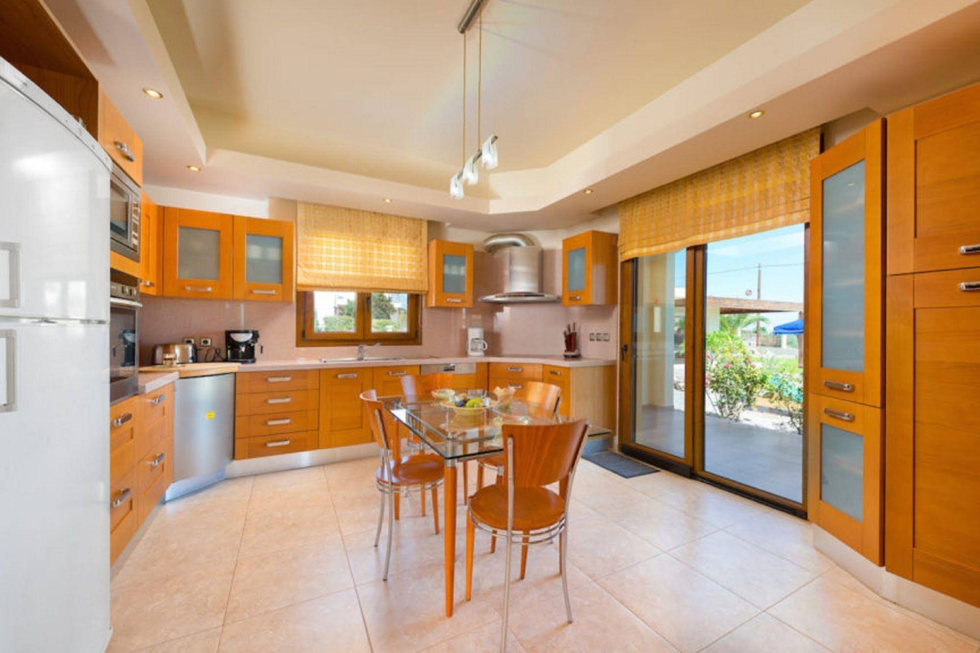 Villa Rose