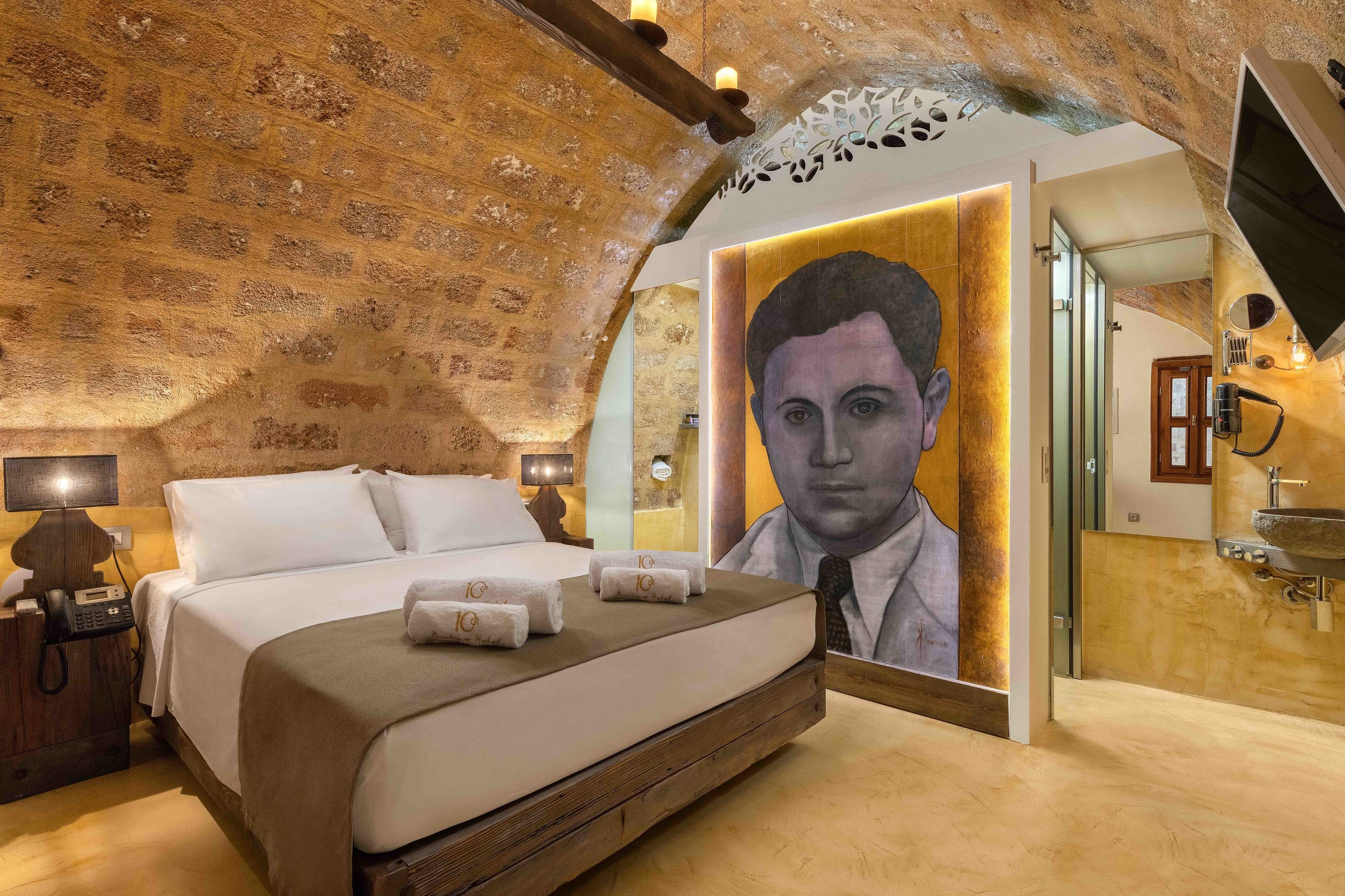 10Gr Boutique Hotel & Wine Bar