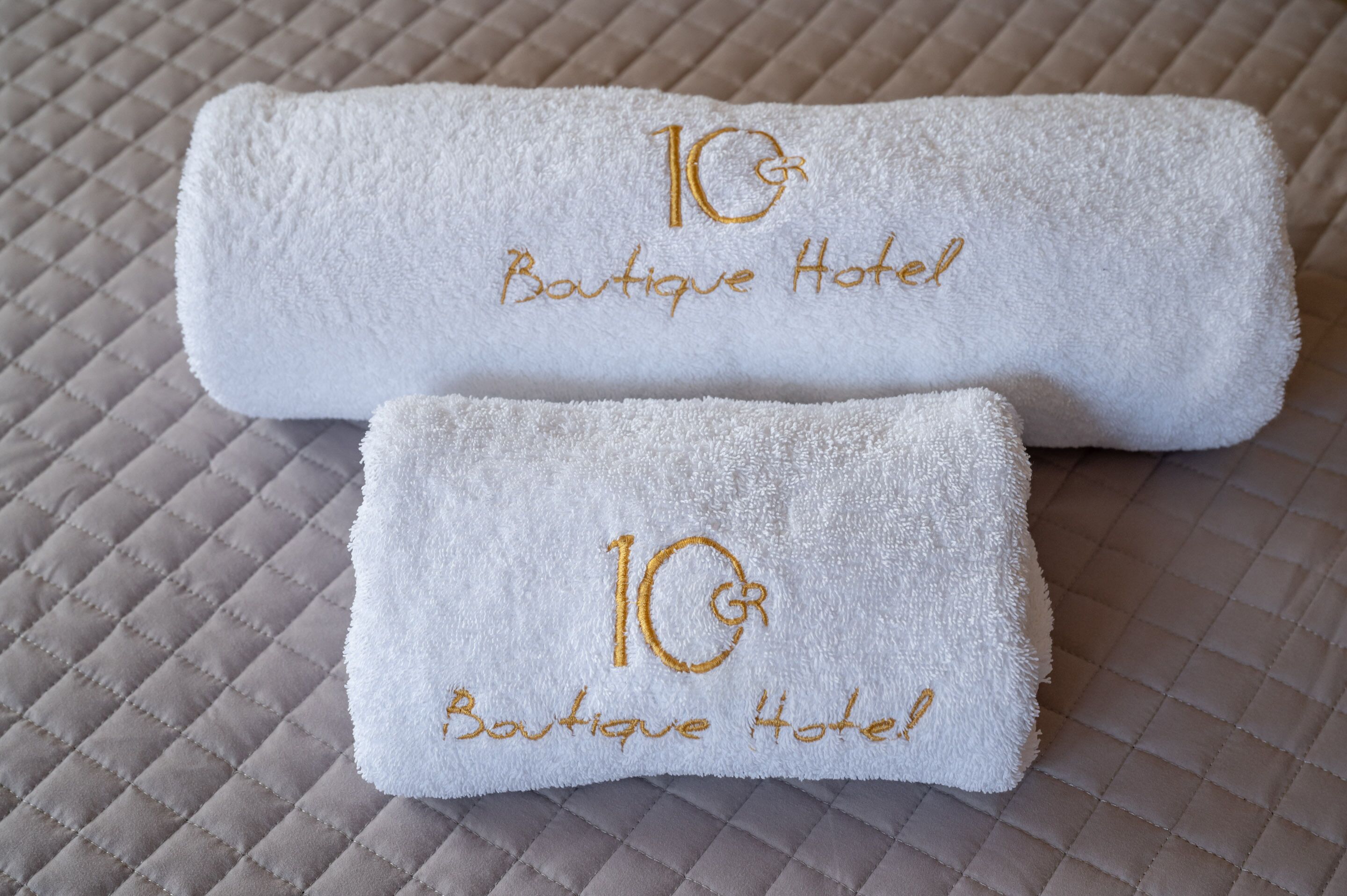 10Gr Boutique Hotel & Wine Bar