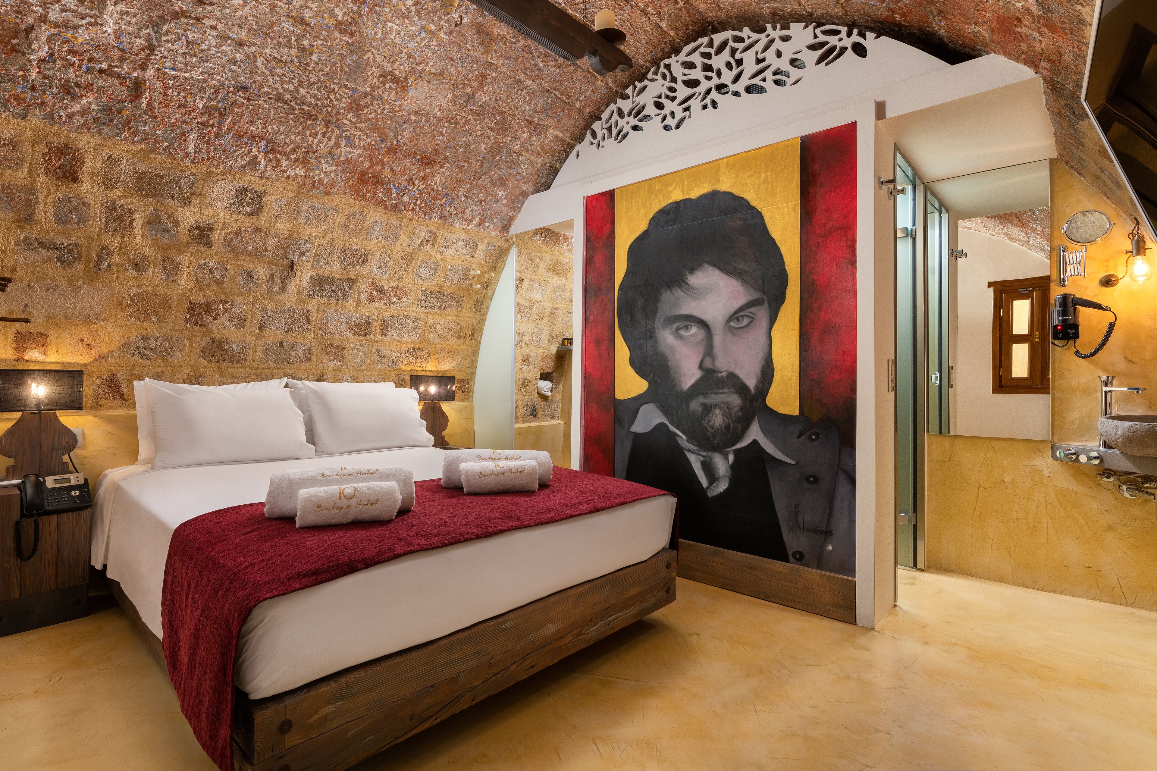 10Gr Boutique Hotel & Wine Bar